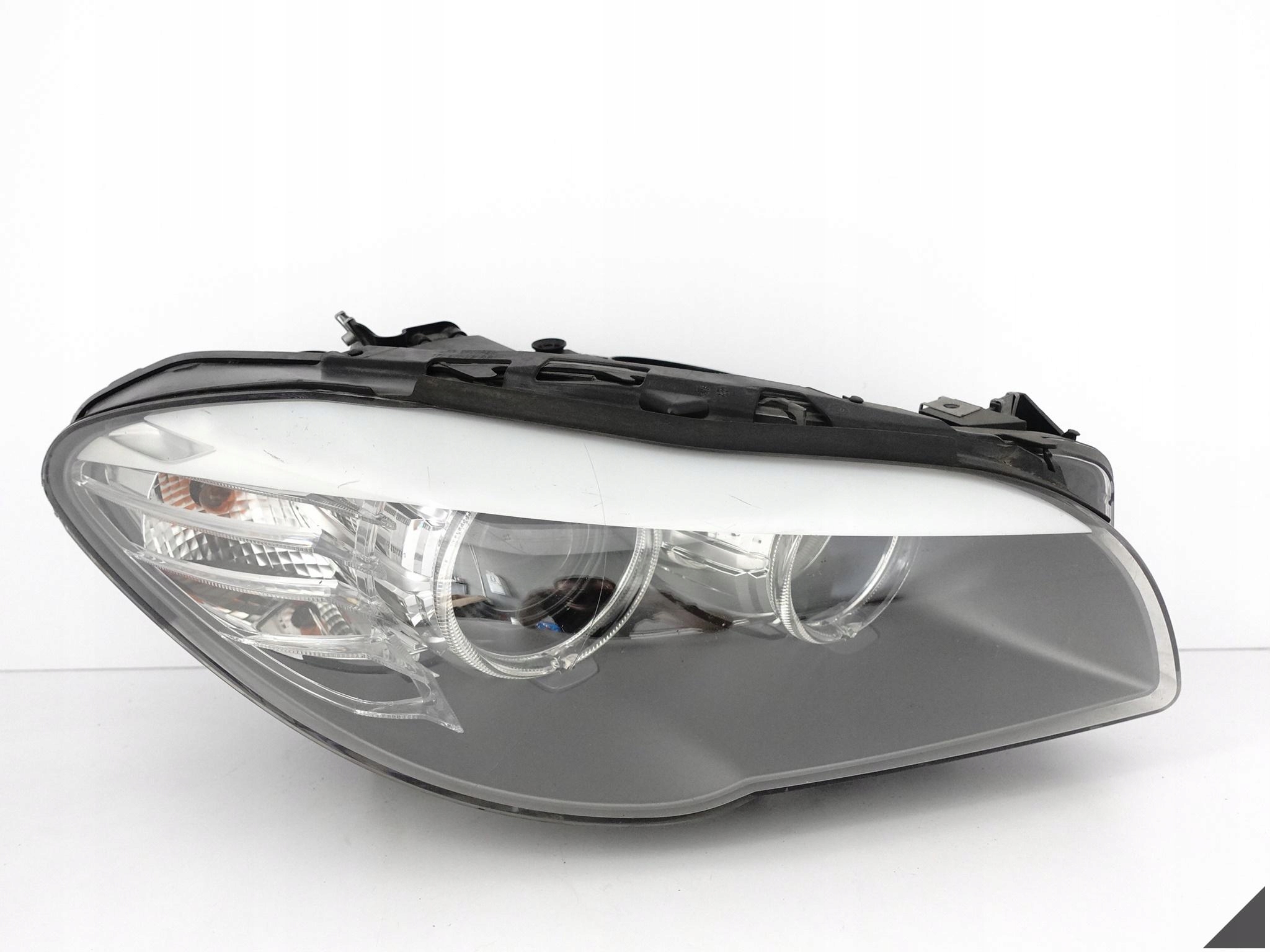 BMW 5 F10 F11 VFL 10-13 LAMPA ZWYKŁA HALOGEN LED + H7 PRAWA PRZÓD EUROPA BMW 5 F10 F11 VFL 10-13 LAMPA ZWYKŁA HALOGEN LED + H7 PRAWA PRZÓD EUROPA