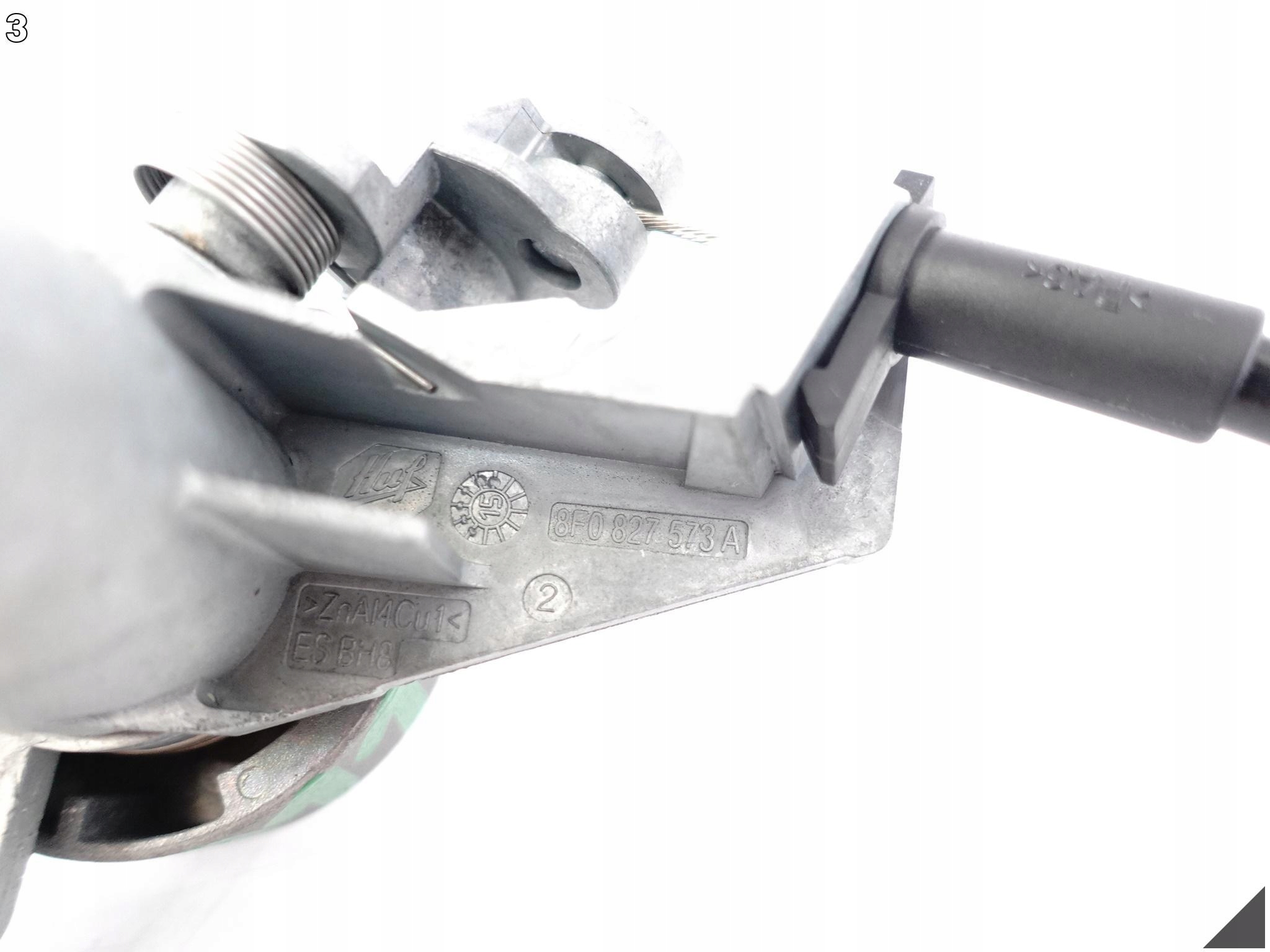 AUDI A8 S8 4H0 D4 LIFT 13-17 WKŁAD ZAMKA KLAPY BAGAŻNIKA OSŁONA USA AUDI A8 S8 4H0 D4 LIFT 13-17 WKŁAD ZAMKA KLAPY BAGAŻNIKA OSŁONA USA - obrazek 4