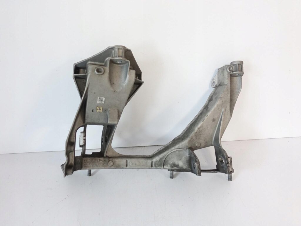 PORSCHE 981 CAYMAN BOXSTER WSPORNIK MOCOWANIE UCHWYT WÓZEK PRAWY TYŁ PORSCHE 981 CAYMAN BOXSTER WSPORNIK MOCOWANIE UCHWYT WÓZEK PRAWY TYŁ
