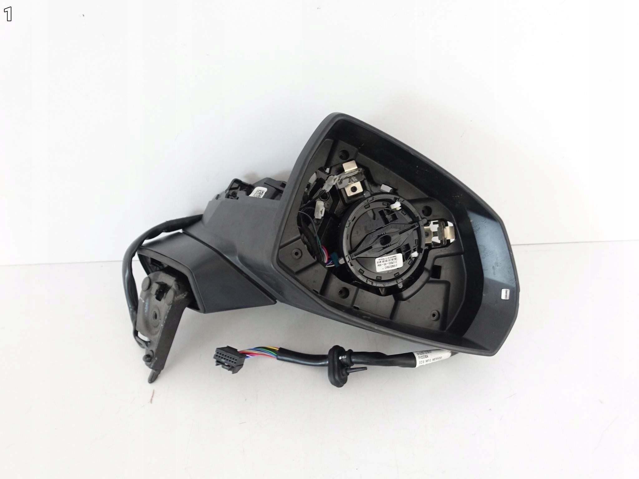 AUDI Q5 SQ5 80B 80A 17- LUSTERKO PRAWE KIERUNKOWSKAZ 15PIN AUDI Q5 SQ5 80B 80A 17- LUSTERKO PRAWE KIERUNKOWSKAZ 15PIN - obrazek 2