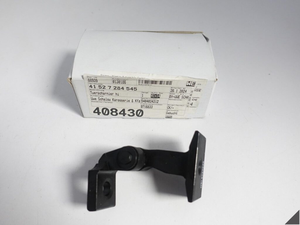 BMW F40 F45 F30 F31 G20 G21 M4 F80 F48 F54 LCI ZAWIAS GÓRNY DRZWI LEWY TYŁ BMW F40 F45 F30 F31 G20 G21 M4 F80 F48 F54 LCI ZAWIAS GÓRNY DRZWI LEWY TYŁ