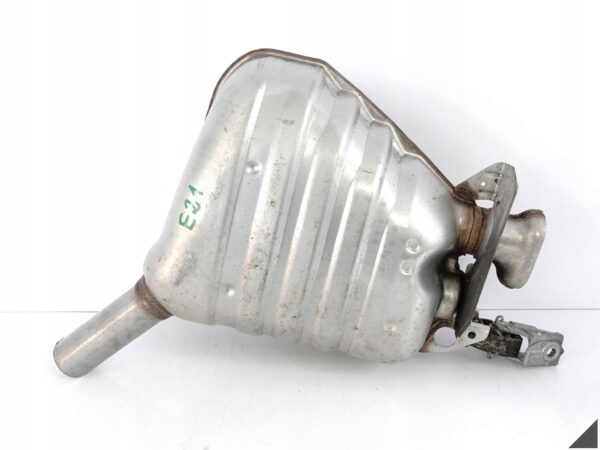 AUDI A6 4G0 A7 4G8 C7 LIFT 10-18 TŁUMIK WYDECH LEWY TYŁ 2.0 TDI 36 KM AUDI A6 4G0 A7 4G8 C7 LIFT 10-18 TŁUMIK WYDECH LEWY TYŁ 2.0 TDI 36 KM