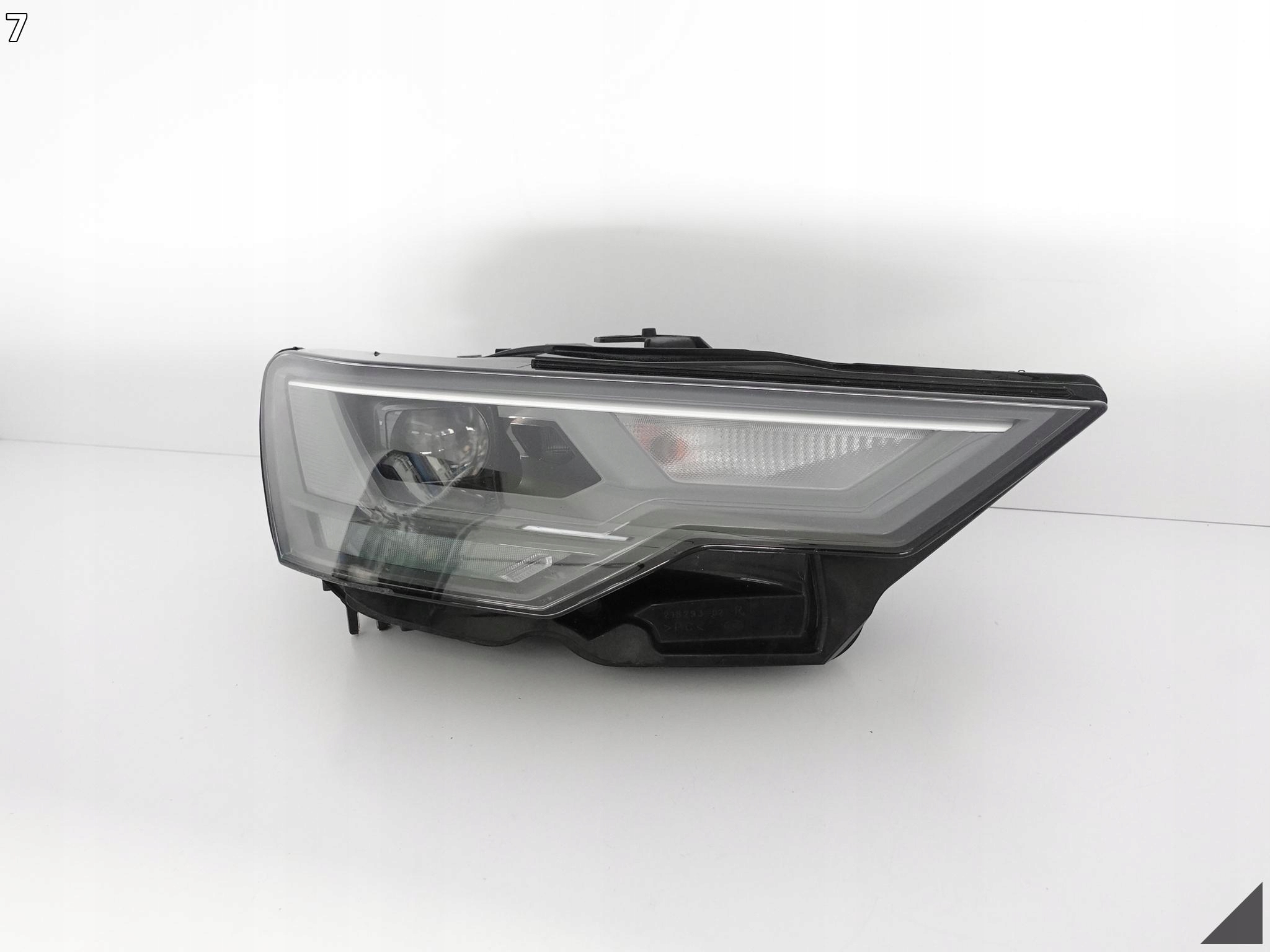 AUDI A6 C8 4K0 18- LAMPA+MODUŁ FULL LED B.ŁADNA R AUDI A6 C8 4K0 18- LAMPA+MODUŁ FULL LED B.ŁADNA R - obrazek 8