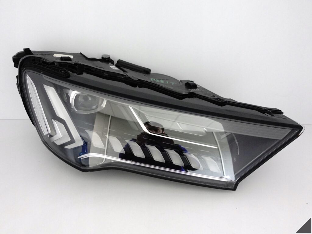 AUDI Q7 SQ7 II 4M0 LIFT 19- LAMPA MATRIX FULL LED PRAWA PRZÓD EUROPA *040C* AUDI Q7 SQ7 II 4M0 LIFT 19- LAMPA MATRIX FULL LED PRAWA PRZÓD EUROPA *040C*