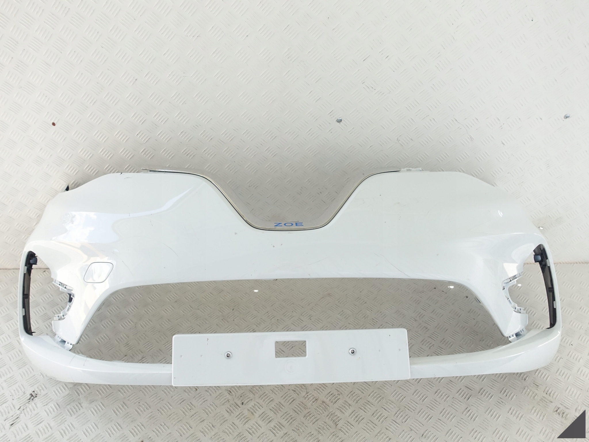RENAULT ZOE 19- LIFT ZDERZAK PRZÓD B.ŁADNY RENAULT ZOE 19- LIFT ZDERZAK PRZÓD B.ŁADNY