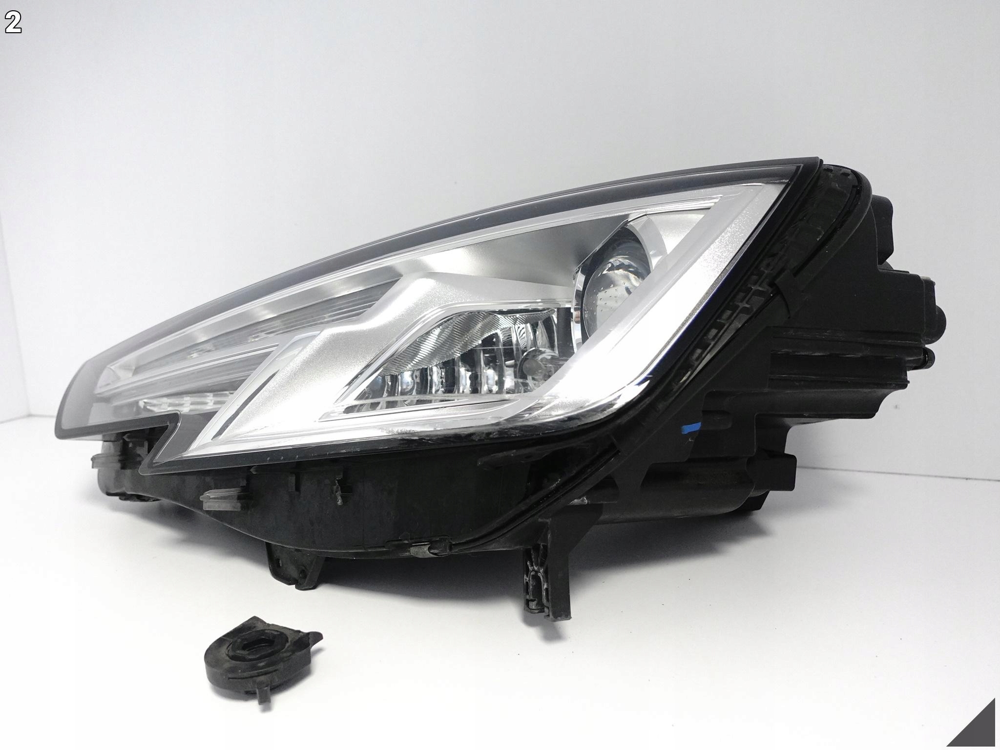 AUDI A4 S4 8W0 B9 15-19 LAMPA XENON+LED LEWA PRZÓD EUROPA *8W0941005* AUDI A4 S4 8W0 B9 15-19 LAMPA XENON+LED LEWA PRZÓD EUROPA *8W0941005* - obrazek 3