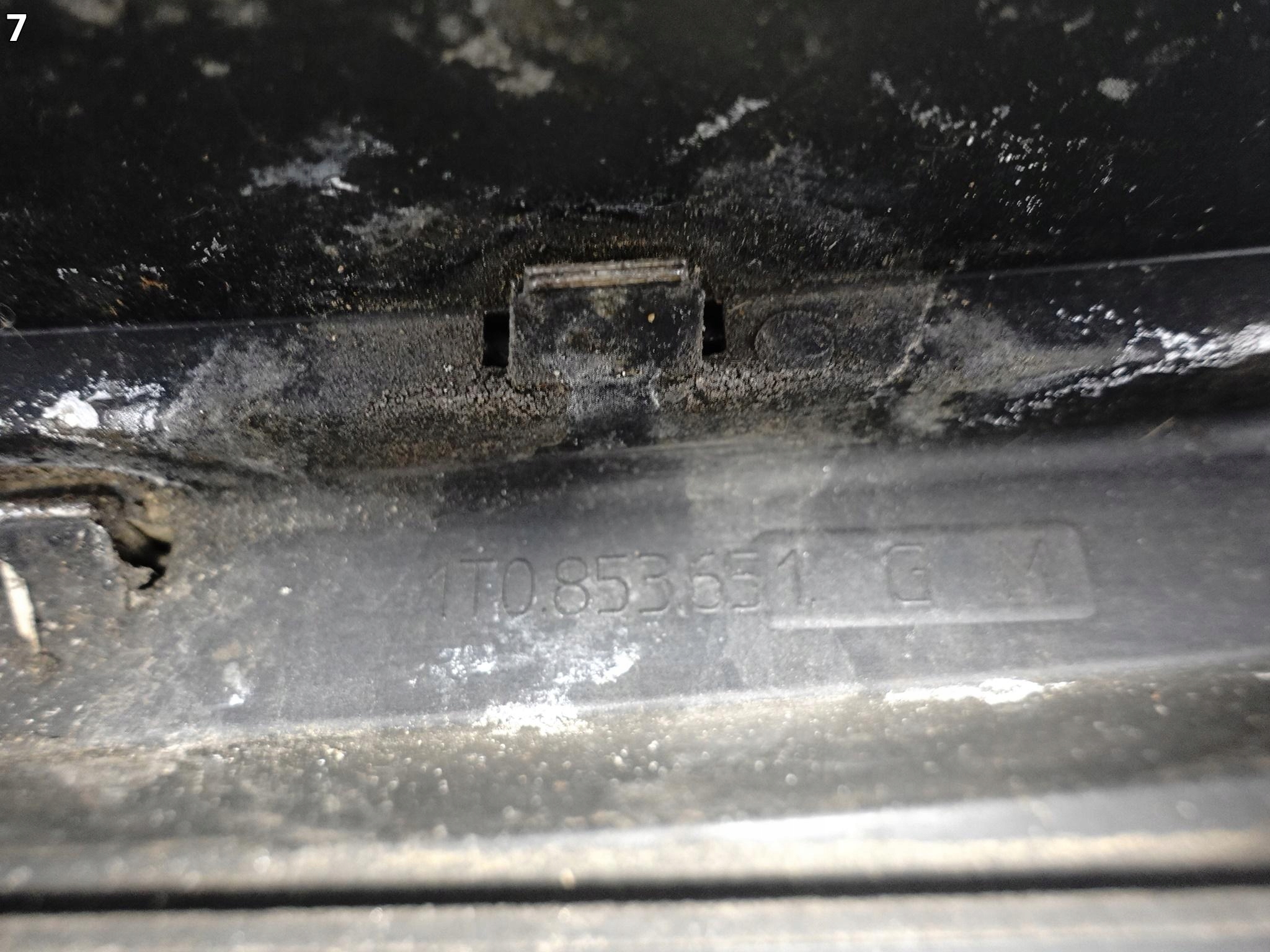 VW TOURAN 1 I 1T0 LIFT HIGHLINE 06-10 GRILL ATRAPA W ZDERZAK PRZÓD VW TOURAN 1 I 1T0 LIFT HIGHLINE 06-10 GRILL ATRAPA W ZDERZAK PRZÓD - obrazek 8