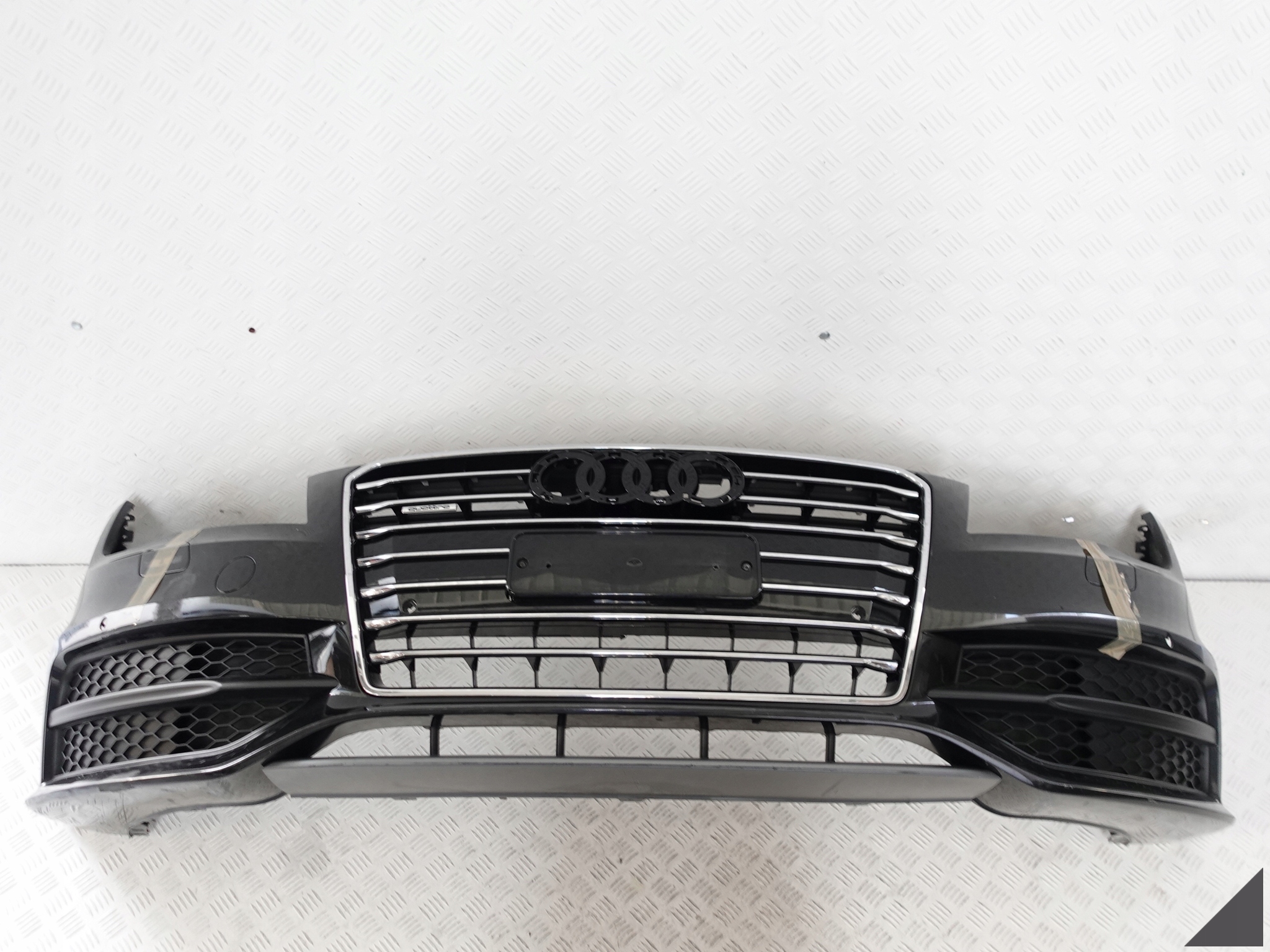 AUDI A7 4G8 10-14 S-LINE GRILL+KRATKA+ZDERZAK AUDI A7 4G8 10-14 S-LINE GRILL+KRATKA+ZDERZAK