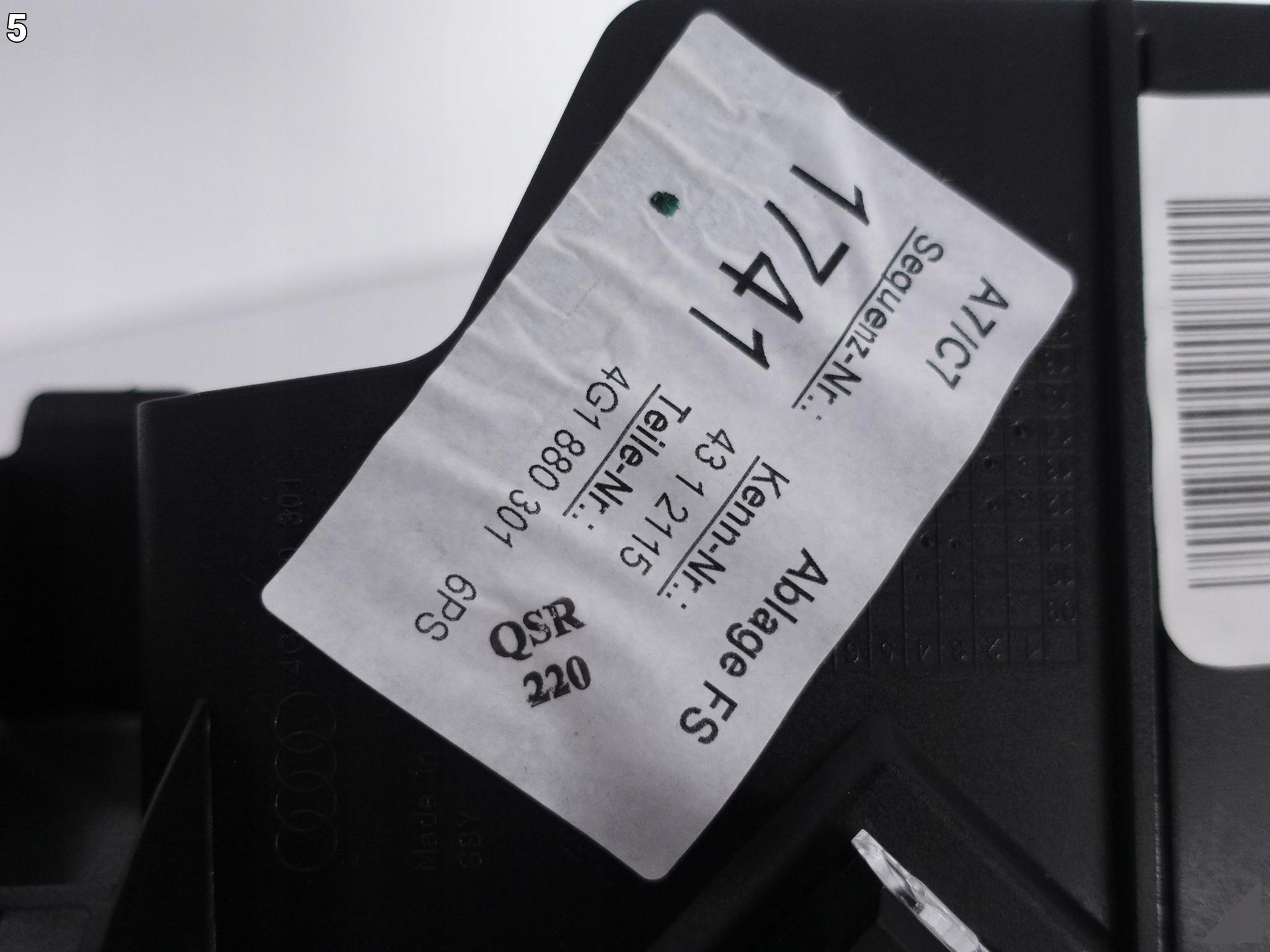 AUDI A6 S6 C7 4G0 4G1 A7 S7 4G8 DOLNA OSŁONA POD KIEROWNICĘ AUDI A6 S6 C7 4G0 4G1 A7 S7 4G8 DOLNA OSŁONA POD KIEROWNICĘ - obrazek 6