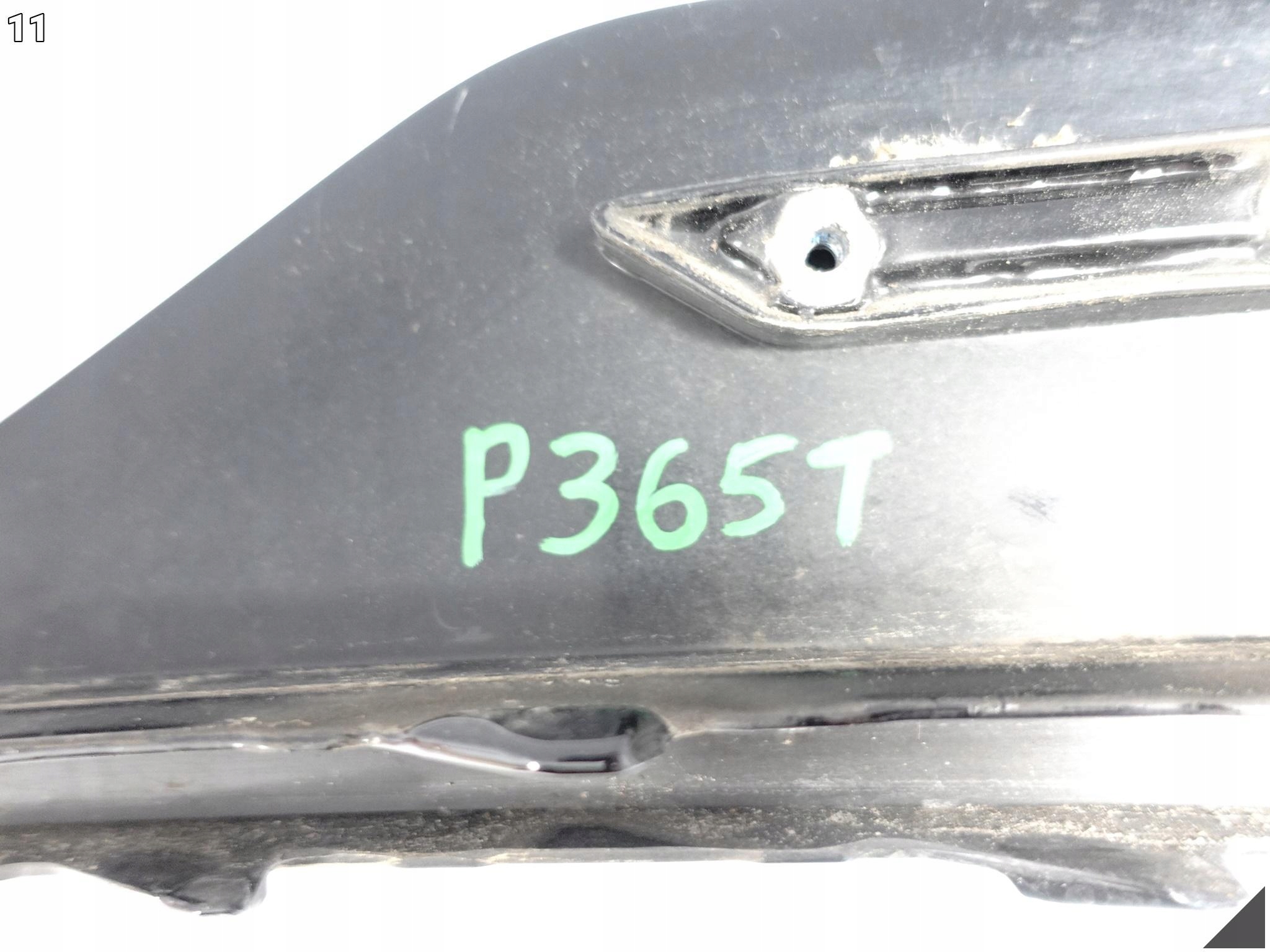 PORSCHE TAYCAN SPORT DESIGN 9J1 19- LISTWA SPOILER W ZDERZAK LEWA TYŁ PORSCHE TAYCAN SPORT DESIGN 9J1 19- LISTWA SPOILER W ZDERZAK LEWA TYŁ - obrazek 12