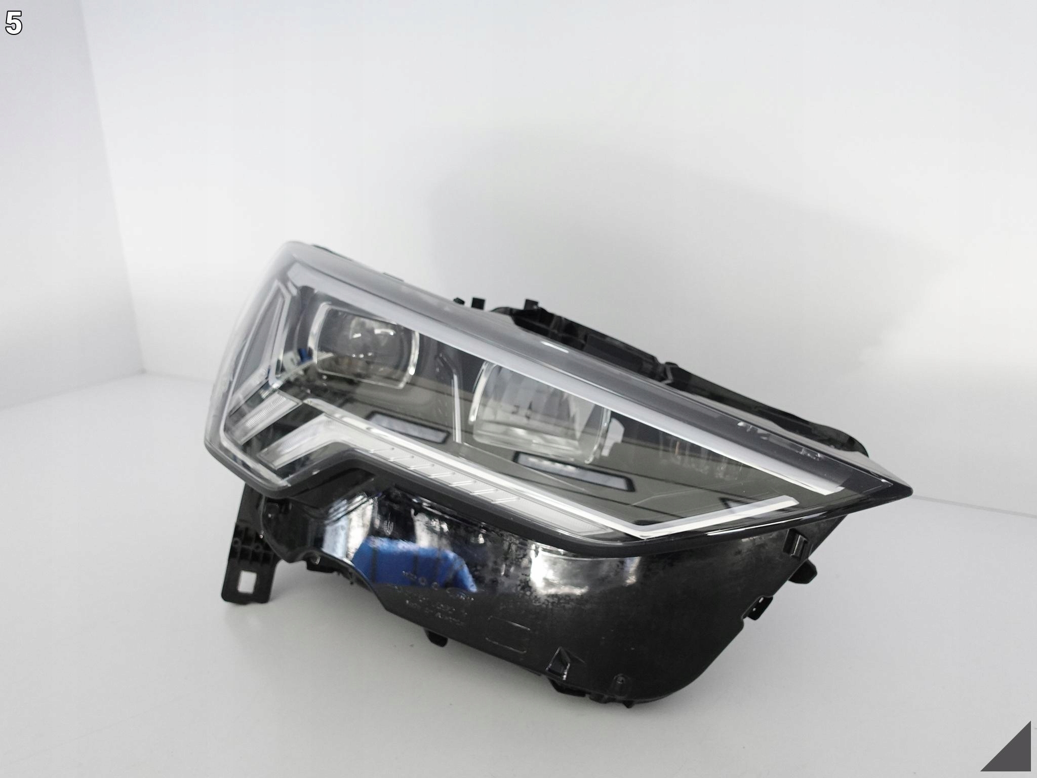 AUDI Q3 II 2 F3 83A 18- LAMPA FULL LED PRAWA EU AUDI Q3 II 2 F3 83A 18- LAMPA FULL LED PRAWA EU - obrazek 6