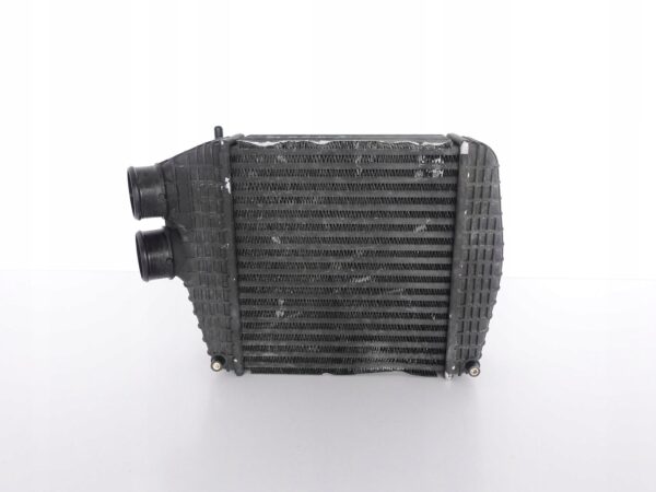 MASERATI GHIBLI QUATTROPORTE 13- INTERCOOLER LEWY MASERATI GHIBLI QUATTROPORTE 13- INTERCOOLER LEWY