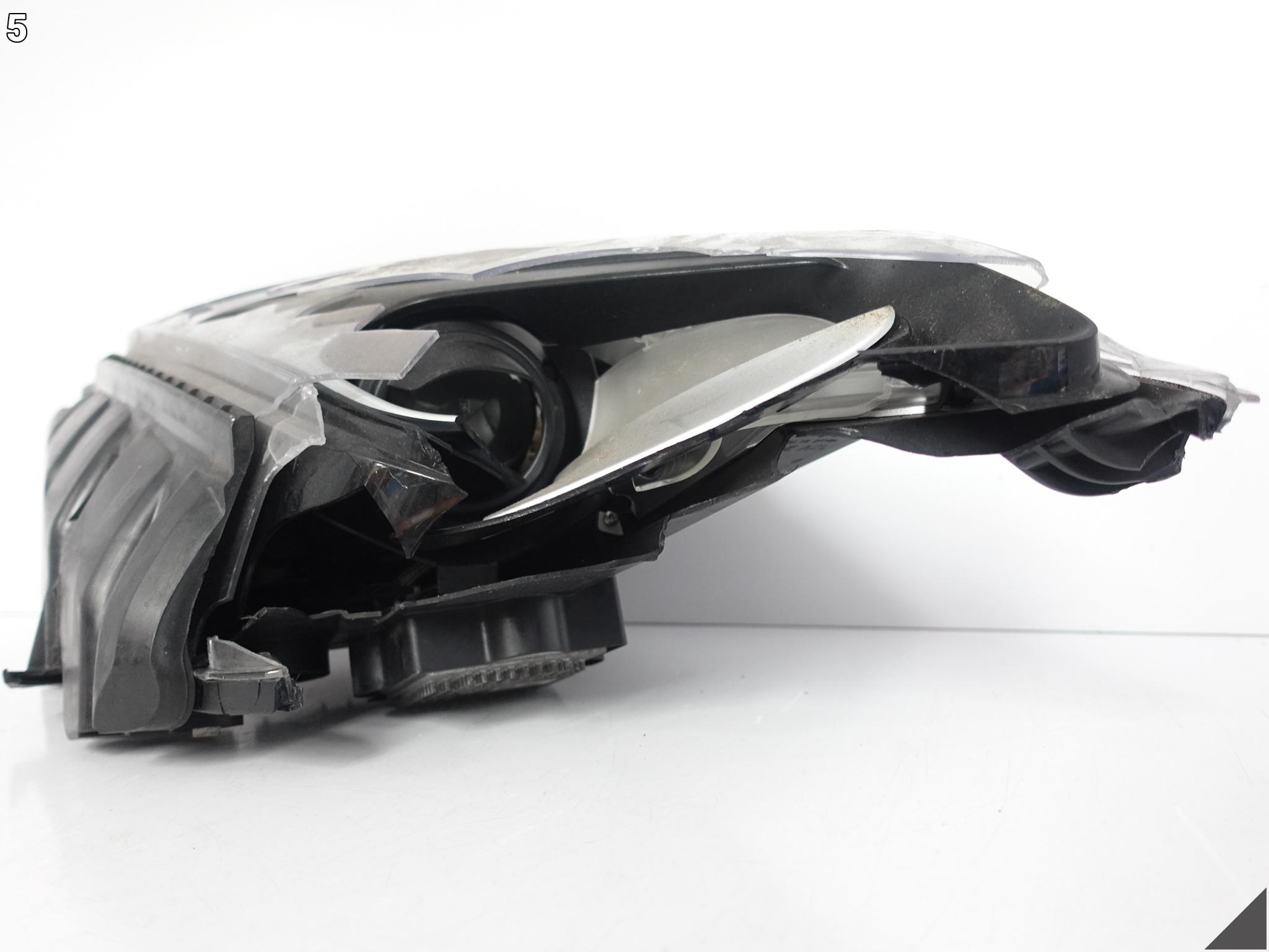 FERRARI 488 GTB SPIDER F142 LAMPA XENON + LED PRAWA PRZÓD EUROPA USZKODZONA FERRARI 488 GTB SPIDER F142 LAMPA XENON + LED PRAWA PRZÓD EUROPA USZKODZONA - obrazek 6