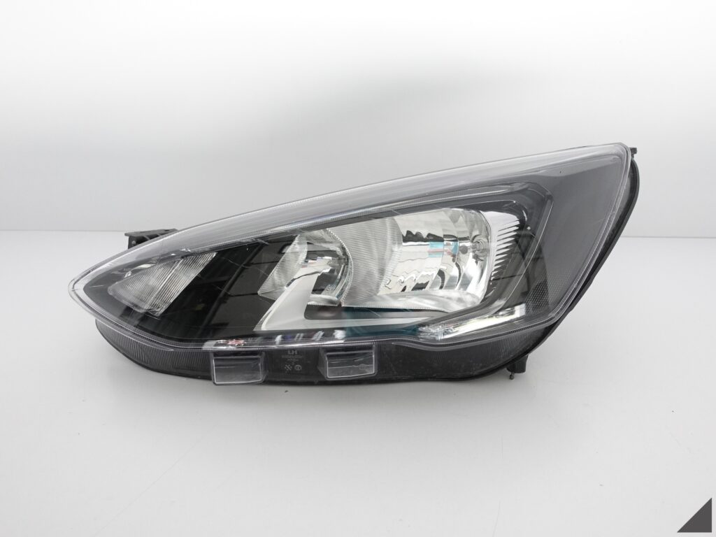FORD FOCUS IV MK4 18- LAMPA ZWYKŁA+LED LEWA EU FORD FOCUS IV MK4 18- LAMPA ZWYKŁA+LED LEWA EU