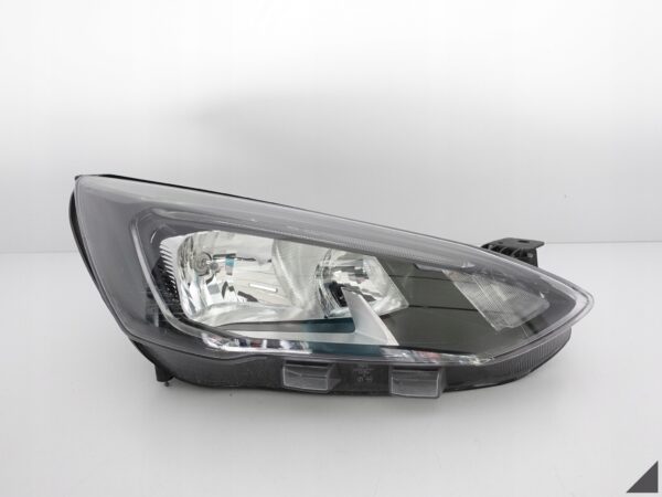 FORD FOCUS IV MK4 18- LAMPA ZWYKŁA+LED PRAWA EU FORD FOCUS IV MK4 18- LAMPA ZWYKŁA+LED PRAWA EU