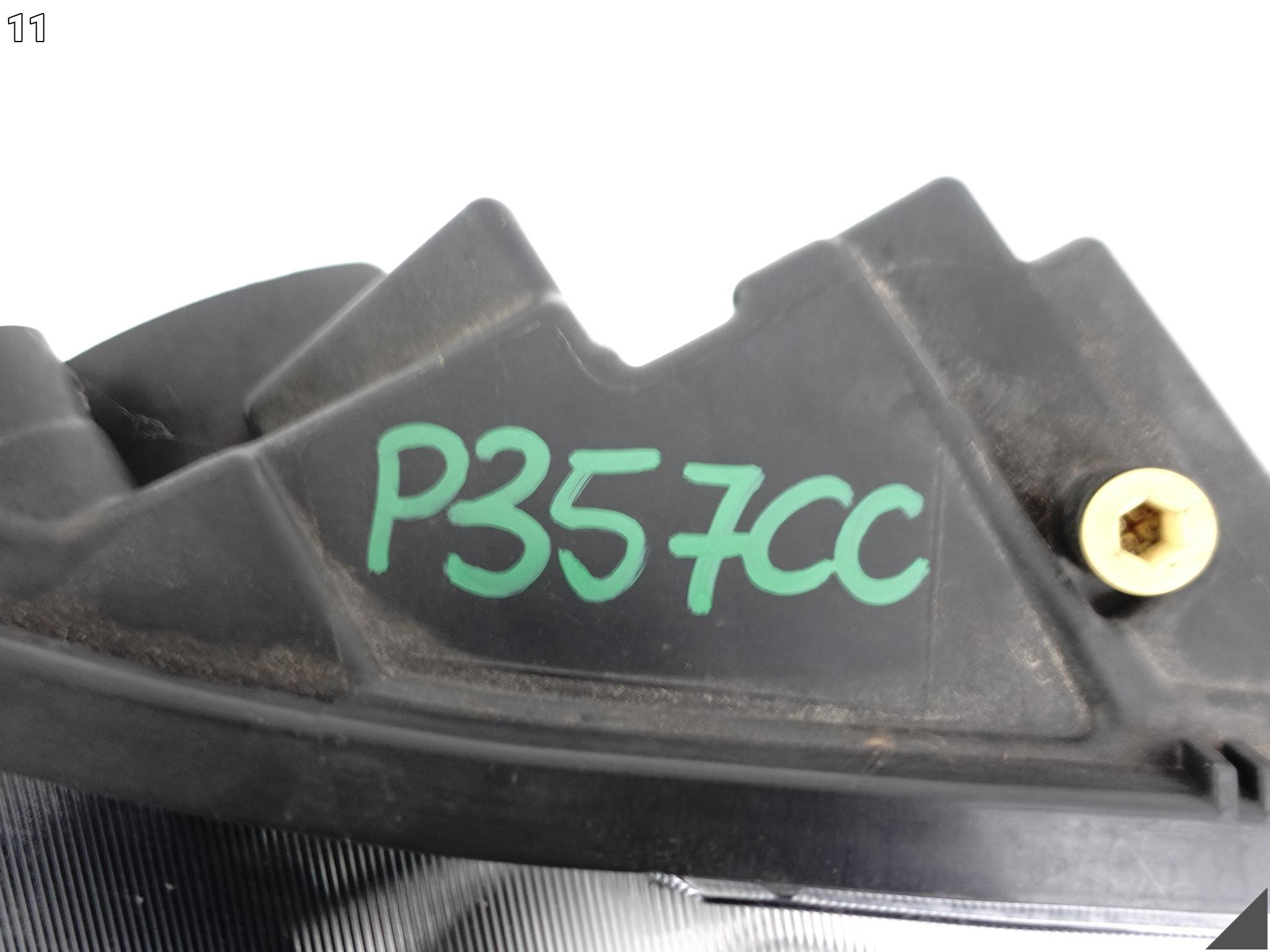 FORD TRANSIT / TOURNEO CONNECT II MK2 LIFT 18-22 LAMPA ZWYKŁA HALOGEN H7 FORD TRANSIT / TOURNEO CONNECT II MK2 LIFT 18-22 LAMPA ZWYKŁA HALOGEN H7 - obrazek 12