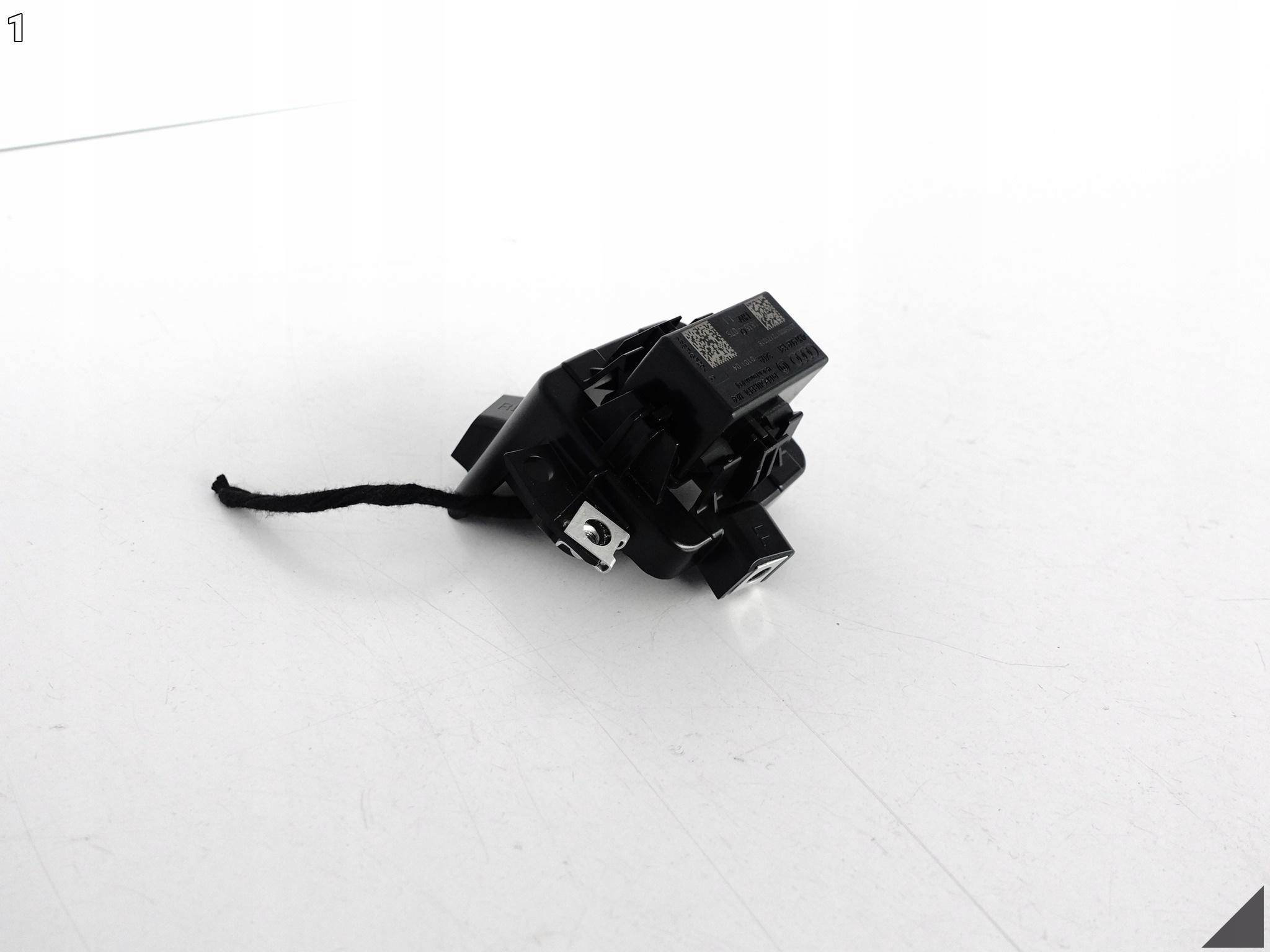 AUDI A6 S6 4G0 A7 S7 4G8 A8 S8 4H0 MODUŁ KESSY KEYLESS GO MOCOWANIE AUDI A6 S6 4G0 A7 S7 4G8 A8 S8 4H0 MODUŁ KESSY KEYLESS GO MOCOWANIE - obrazek 2