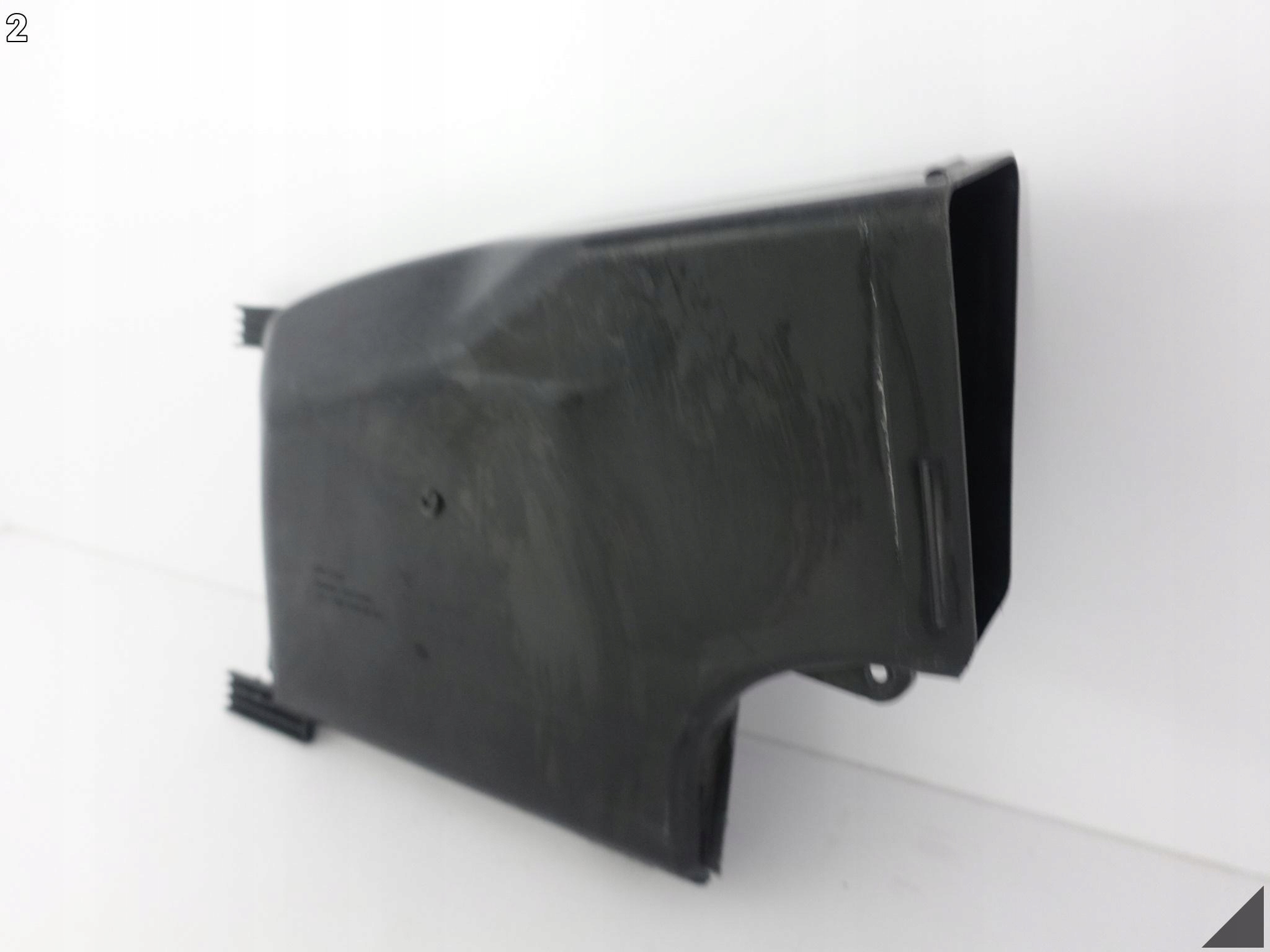 PORSCHE 992 11 19- PROWADNICA WLOT KIEROWNICA POWIETRZA PRAWA PORSCHE 992 11 19- PROWADNICA WLOT KIEROWNICA POWIETRZA PRAWA - obrazek 3