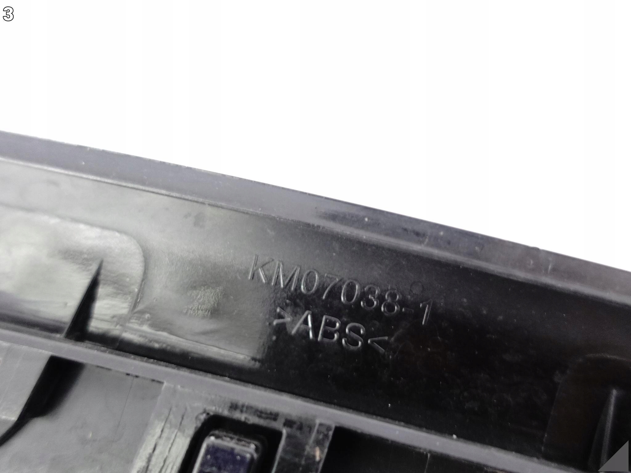 BMW 6 F06 F12 F13 GRILL ATRAPA NERKA KRATKA OZDOBNA PRAWA NIEORYGINALNA BMW 6 F06 F12 F13 GRILL ATRAPA NERKA KRATKA OZDOBNA PRAWA NIEORYGINALNA - obrazek 4