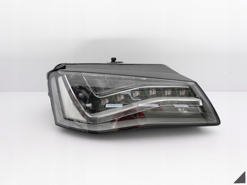 AUDI A8 S8 D4 4H0 PRZED LIFTEM 09-13 FULL LED LAMPA PRAWA PRZÓD EUROPA