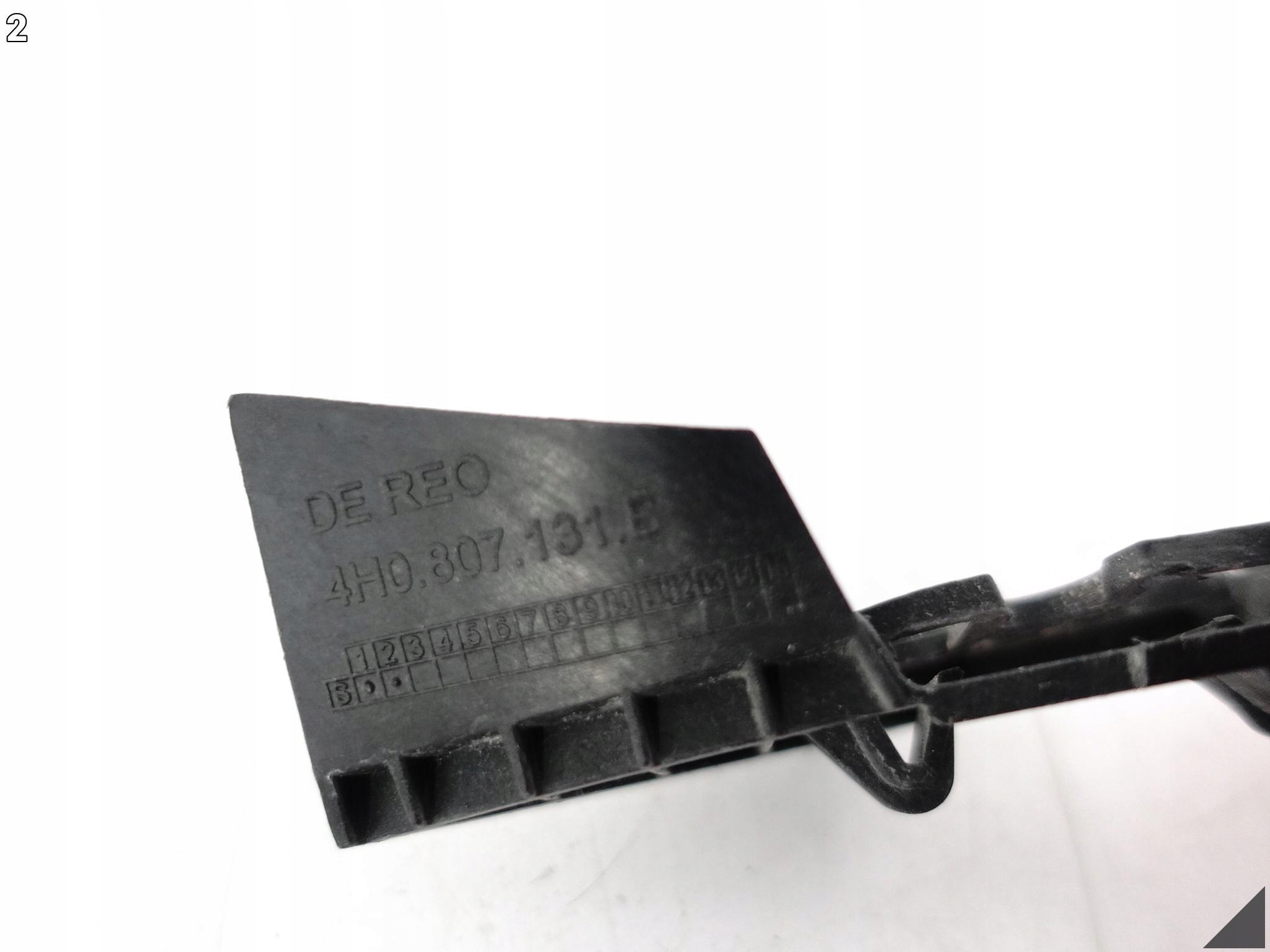 AUDI A8 4H0 D4 LIFT 13-17 ZDERZAK LISTWA ŚLIZG MOCOWANIE UCHWYT LEWY PRZÓD AUDI A8 4H0 D4 LIFT 13-17 ZDERZAK LISTWA ŚLIZG MOCOWANIE UCHWYT LEWY PRZÓD - obrazek 3