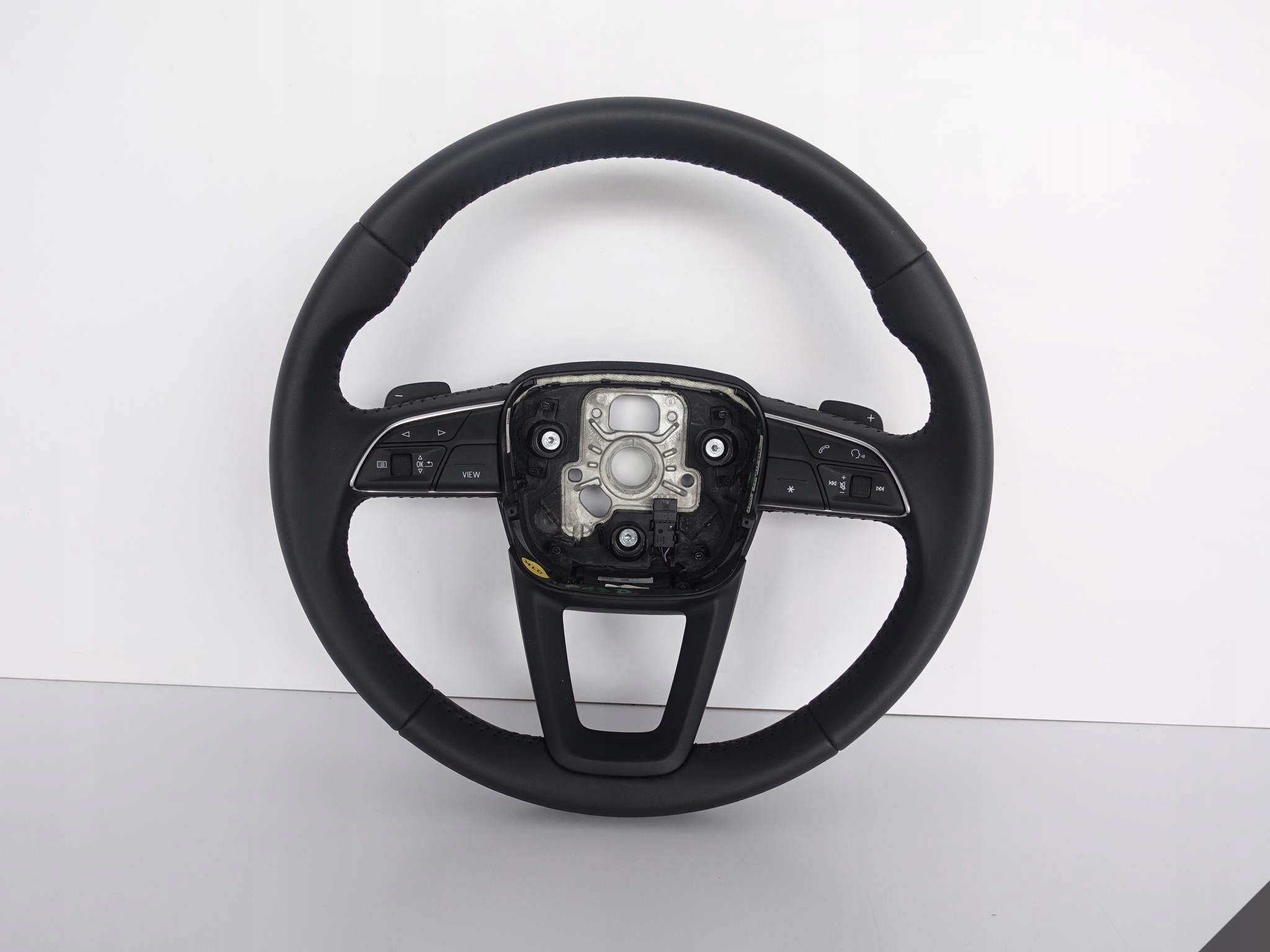 AUDI Q7 II 4M0 Q8 4M8 KIEROWNICA MULTIFUNKCYJNA AUDI Q7 II 4M0 Q8 4M8 KIEROWNICA MULTIFUNKCYJNA