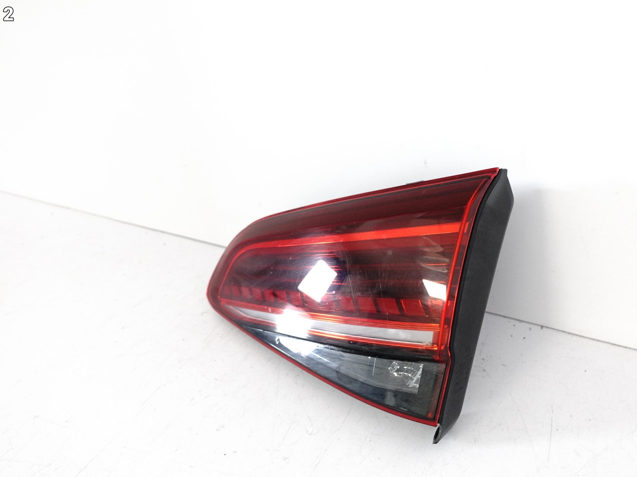 VW GOLF VII 7 5G0 LIFT GTI R 17-20 LAMPA LED PRAWA TYŁ W KLAPĘ EUROPA VW GOLF VII 7 5G0 LIFT GTI R 17-20 LAMPA LED PRAWA TYŁ W KLAPĘ EUROPA - obrazek 3
