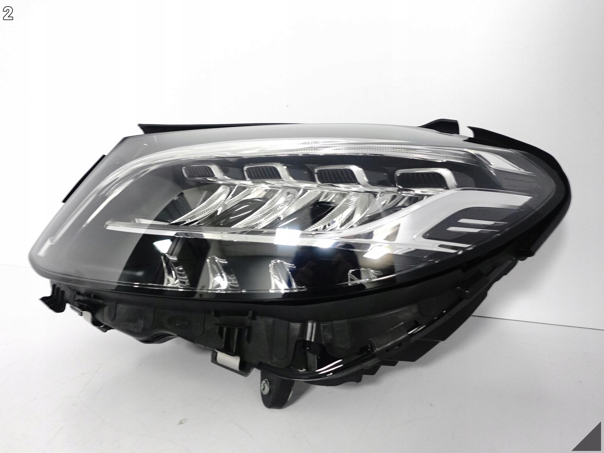 MERCEDES C-KLASA W205 S205 LIFT 18-21 LAMPA FULL LED HIGH PERFORMANCE HELLA MERCEDES C-KLASA W205 S205 LIFT 18-21 LAMPA FULL LED HIGH PERFORMANCE HELLA - obrazek 3