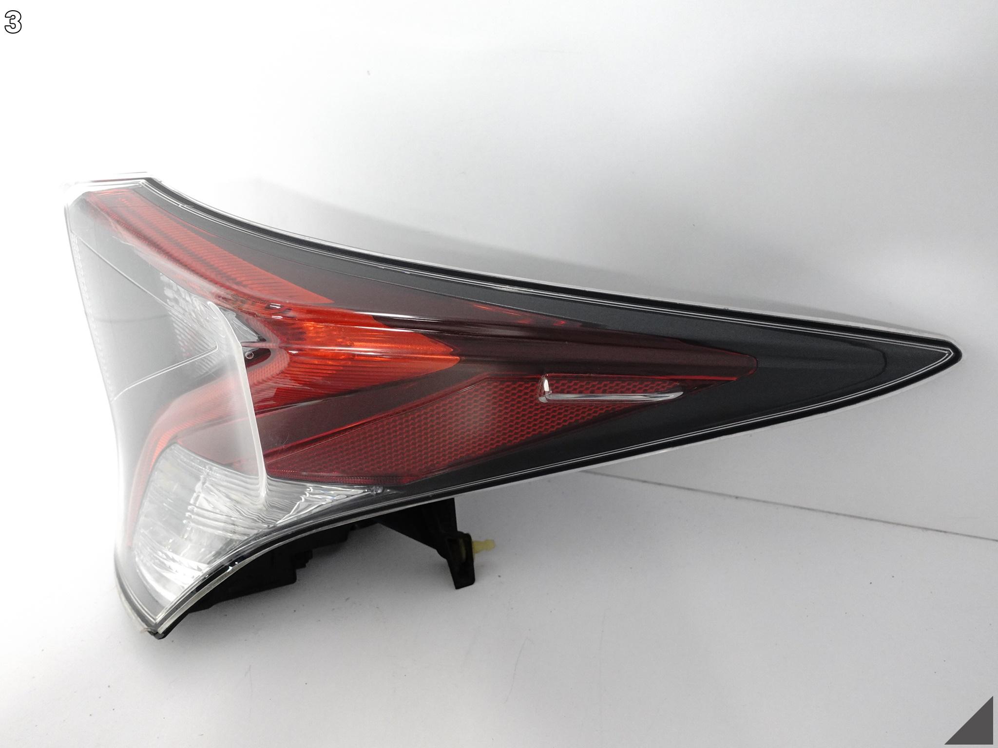 TOYOTA PRIUS IV XW50 HYBRID 15-19 LAMPA LED PRAWA TYŁ EUROPA 81550-47283 TOYOTA PRIUS IV XW50 HYBRID 15-19 LAMPA LED PRAWA TYŁ EUROPA 81550-47283 - obrazek 4