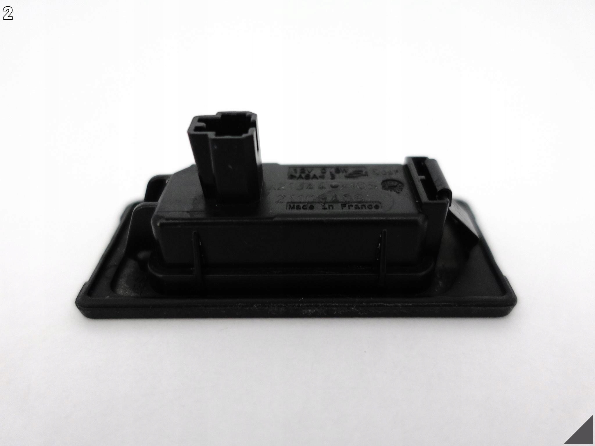AUDI BENTLEY VW SEAT SKODA LAMPKA OŚWIETLENIE TABLICY REJESTRACYJNEJ AUDI BENTLEY VW SEAT SKODA LAMPKA OŚWIETLENIE TABLICY REJESTRACYJNEJ - obrazek 3
