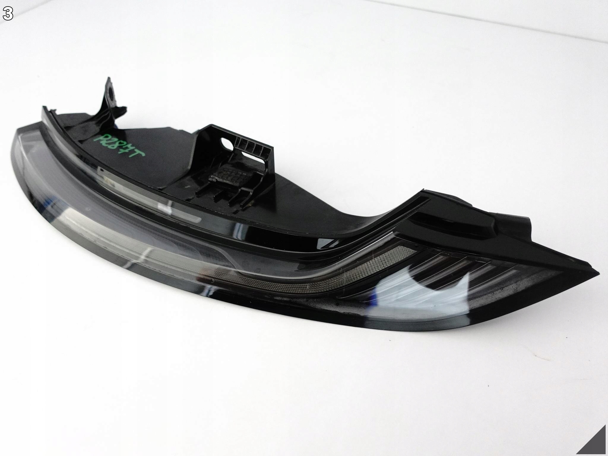PORSCHE 911 992 19- EXCLUSIVE LAMPA LED PRAWA TYŁ EUROPA CIEMNA / CZARNA PORSCHE 911 992 19- EXCLUSIVE LAMPA LED PRAWA TYŁ EUROPA CIEMNA / CZARNA - obrazek 4