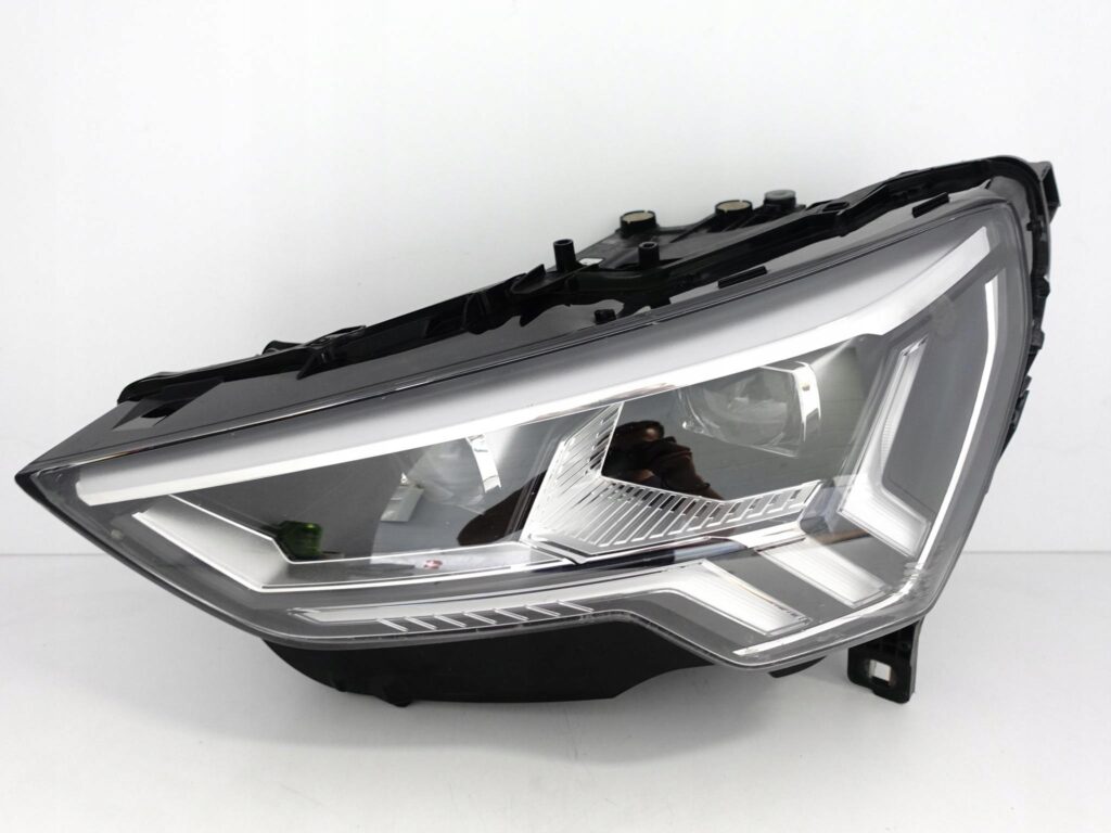 AUDI Q3 II 2 F3 83A 18- FULL LED MATRIX LAMPA LEWA EU AUDI Q3 II 2 F3 83A 18- FULL LED MATRIX LAMPA LEWA EU