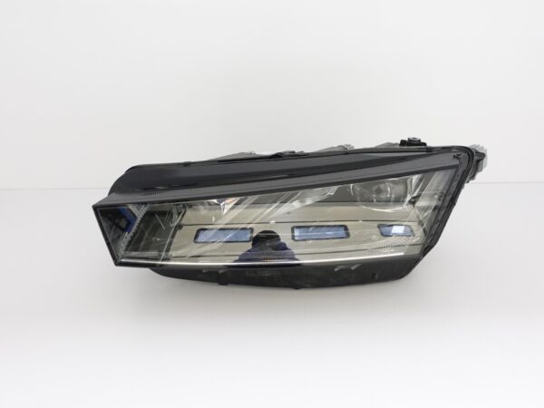 SKODA OCTAVIA IV 4 5E4 20- LAMPA FULL LED LEWA EU SKODA OCTAVIA IV 4 5E4 20- LAMPA FULL LED LEWA EU