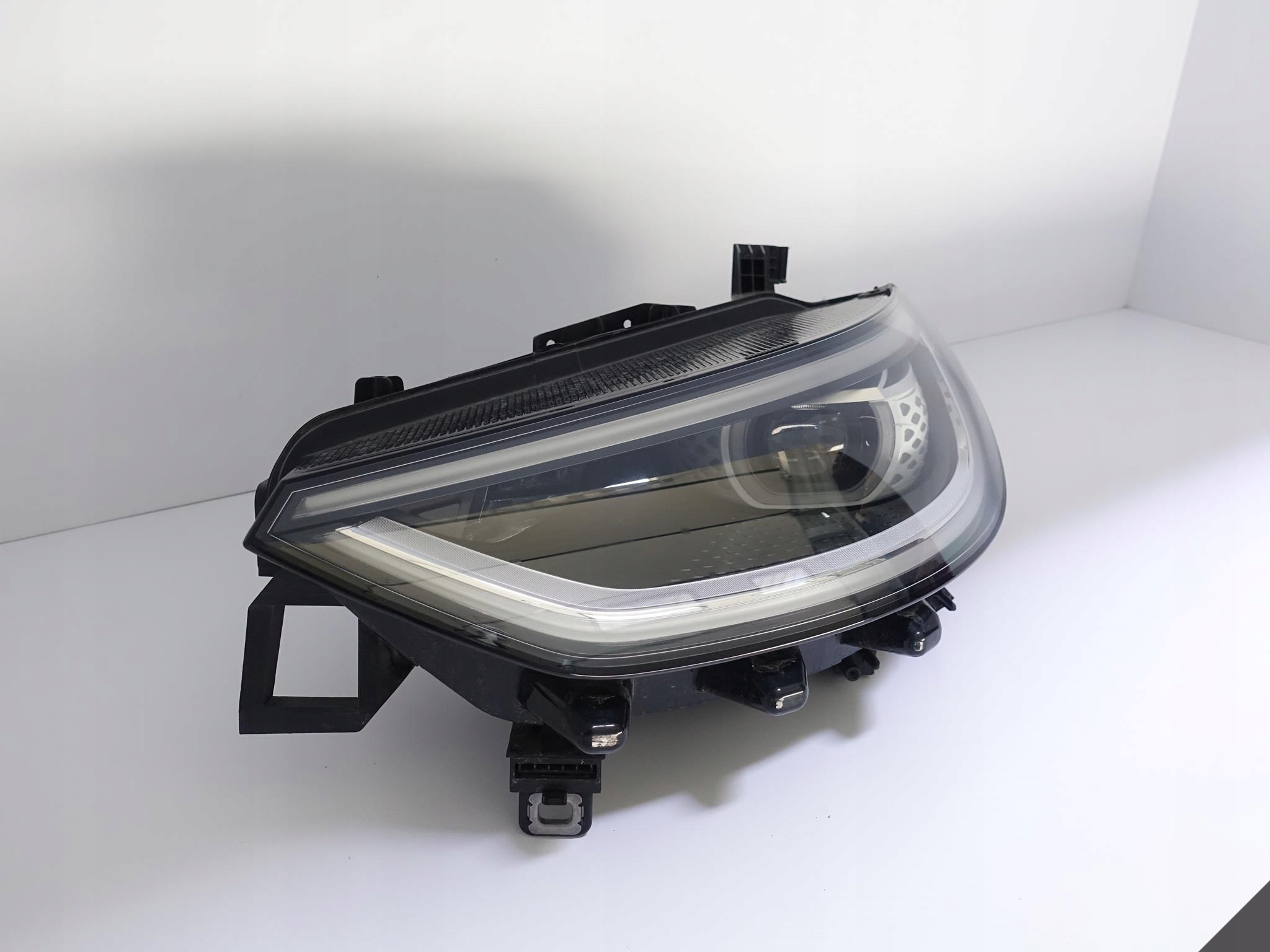 VW ID.3 10B 19- LAMPA IQ.LIGHT FULL LED LEWA EU VW ID.3 10B 19- LAMPA IQ.LIGHT FULL LED LEWA EU - obrazek 2