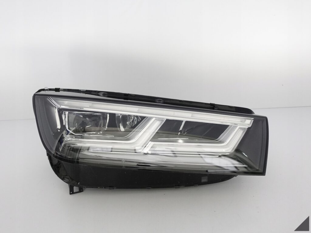 AUDI Q5 80A II FY 17-20 LAMPA FULL LED PRAWA EU