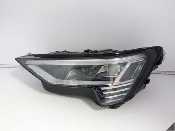AUDI E-TRON / Q8 E-TRON LIFT 22- LAMPA FULL LED DIGITAL MATRIX LIGHT LEWA AUDI E-TRON / Q8 E-TRON LIFT 22- LAMPA FULL LED DIGITAL MATRIX LIGHT LEWA