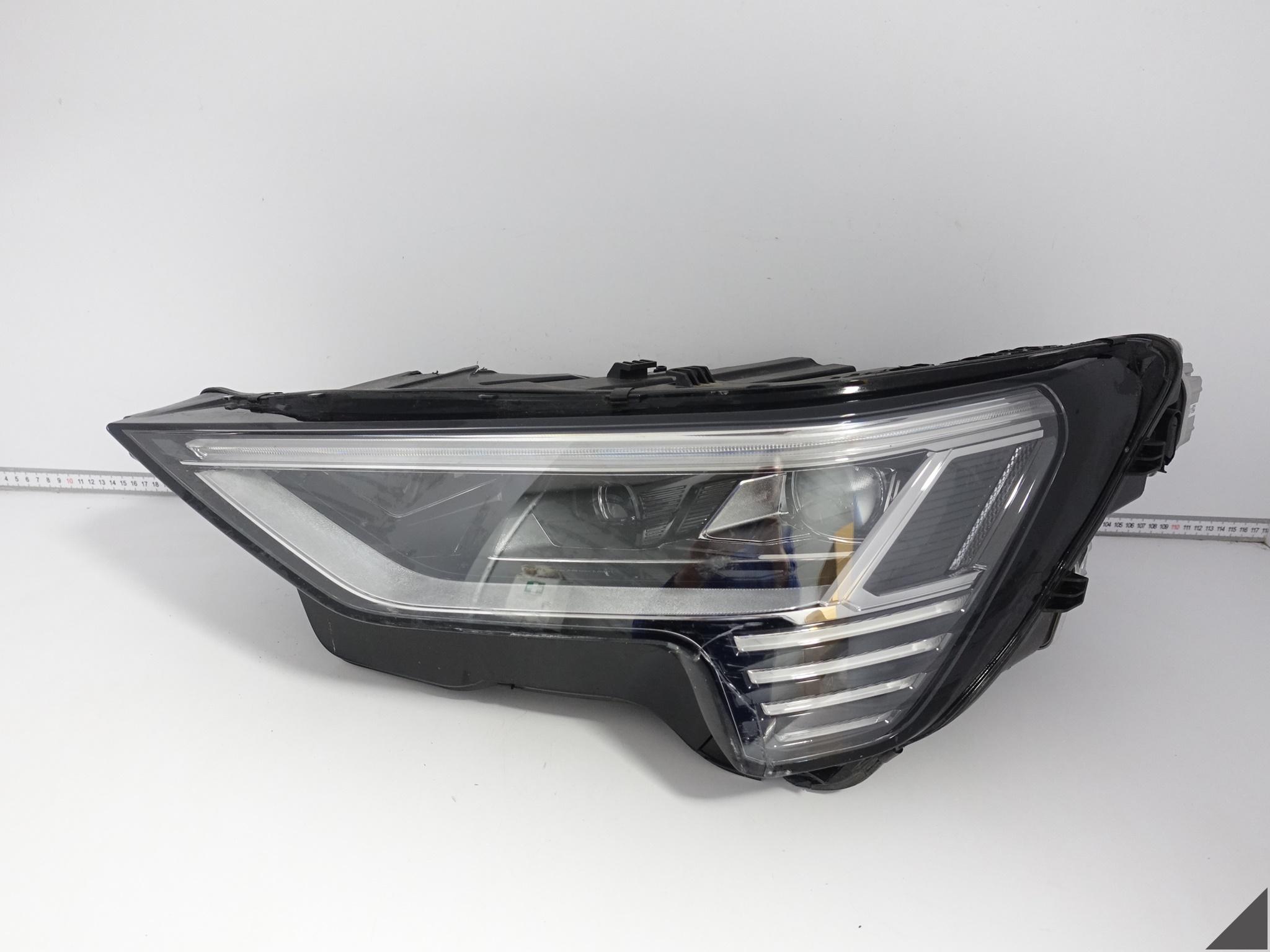 AUDI E-TRON / Q8 E-TRON LIFT 22- LAMPA FULL LED DIGITAL MATRIX LIGHT LEWA AUDI E-TRON / Q8 E-TRON LIFT 22- LAMPA FULL LED DIGITAL MATRIX LIGHT LEWA