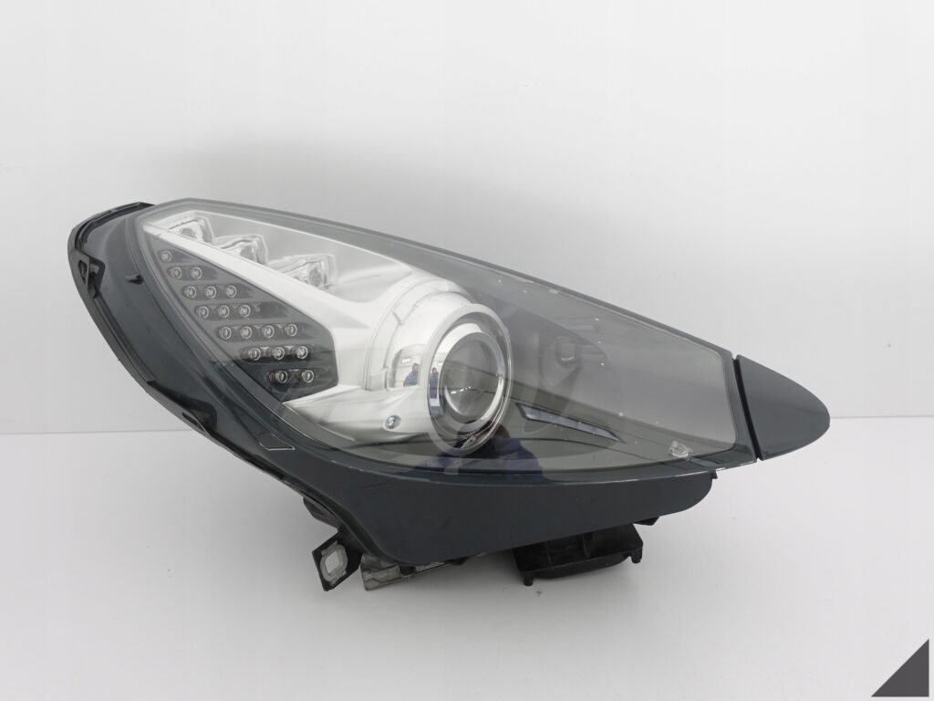 FERRARI CALIFORNIA 08-14 XENON+LED LAMPA PRAWA EU FERRARI CALIFORNIA 08-14 XENON+LED LAMPA PRAWA EU