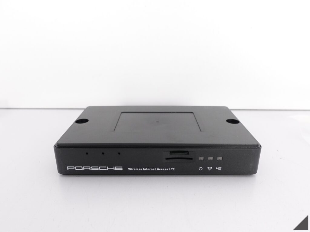 PORSCHE ROUTER INTERNET LTE 4G 95B04490020 PORSCHE ROUTER INTERNET LTE 4G 95B04490020