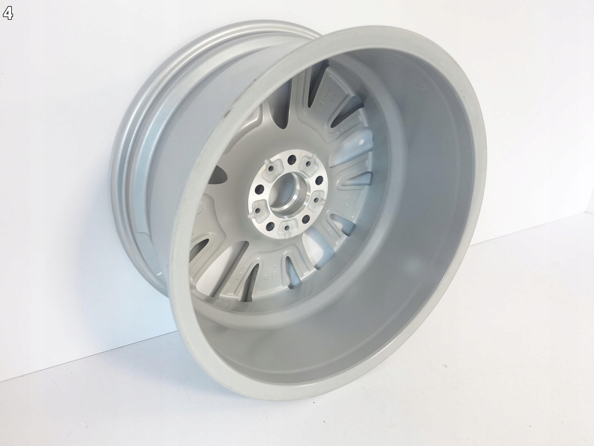 BMW X5 F15 FELGA 9Jx19 IS48 5×120 SILVER IDEALNA BMW X5 F15 FELGA 9Jx19 IS48 5x120 SILVER IDEALNA - obrazek 5