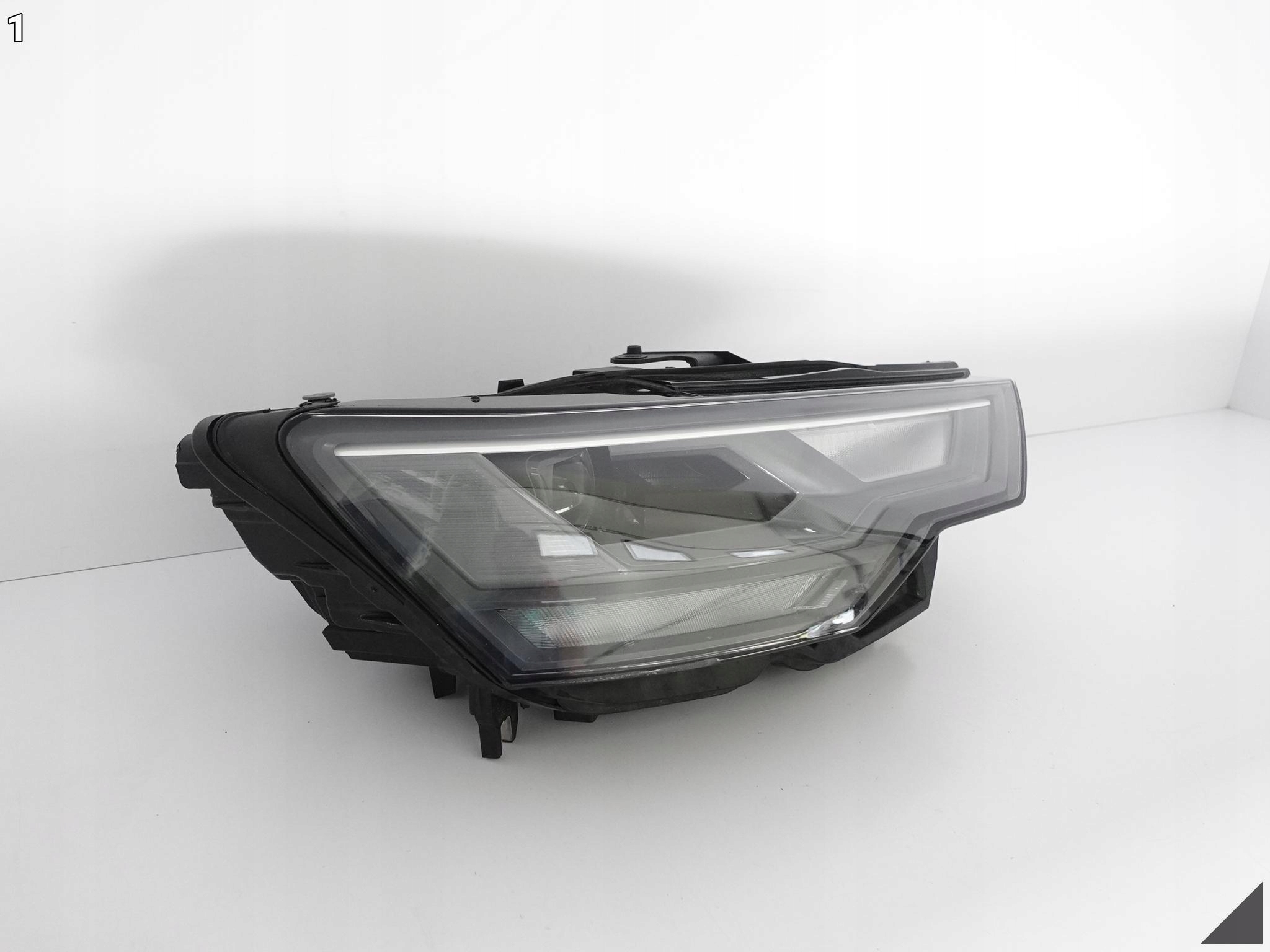 AUDI A6 C8 4K0 18- LAMPA+MODUŁ FULL LED B.ŁADNA R AUDI A6 C8 4K0 18- LAMPA+MODUŁ FULL LED B.ŁADNA R - obrazek 2