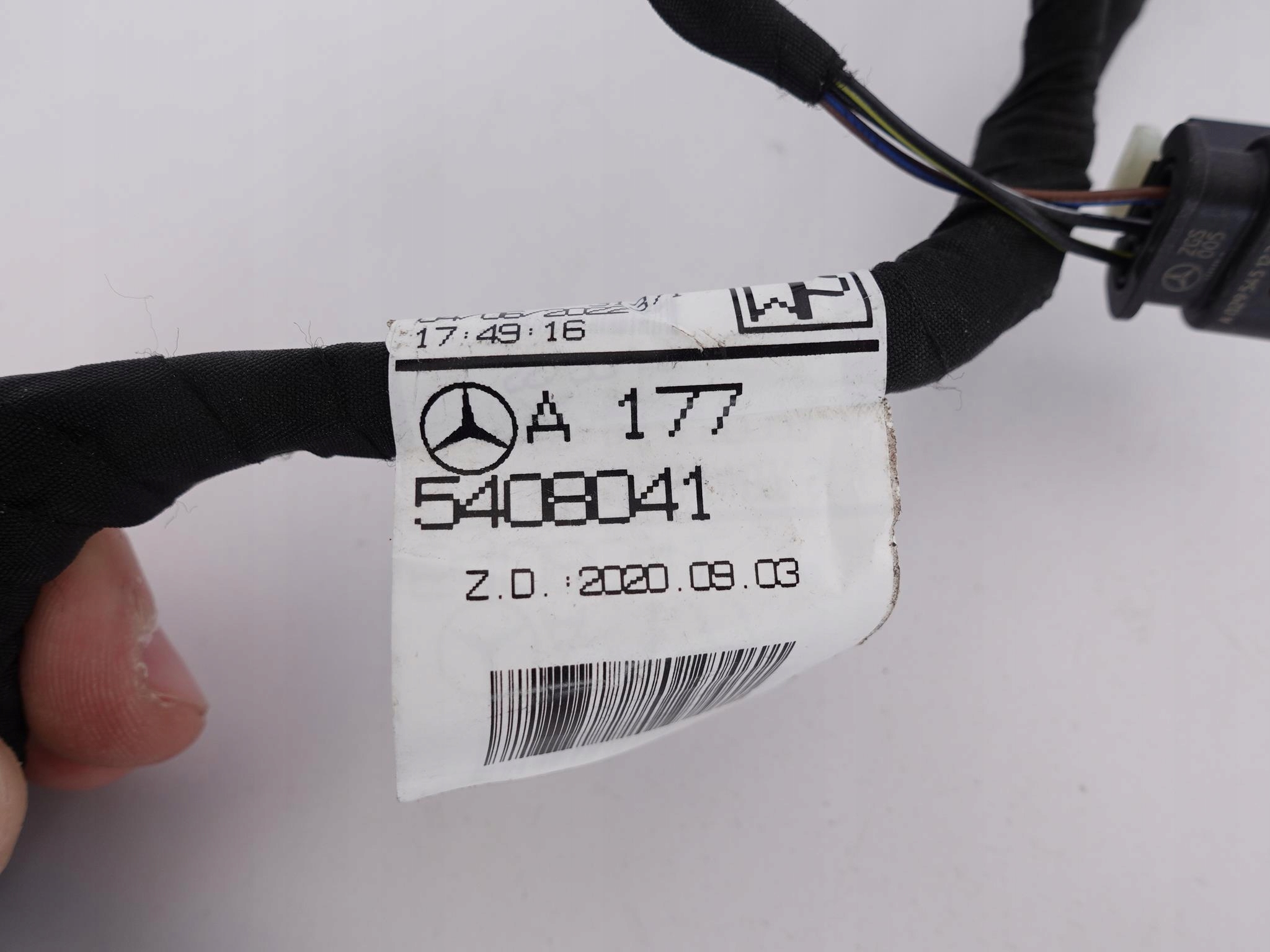 MERCEDES A-KLASA W177 INSTALACJA WIĄZKA PDC PRZÓD MERCEDES A-KLASA W177 INSTALACJA WIĄZKA PDC PRZÓD - obrazek 10