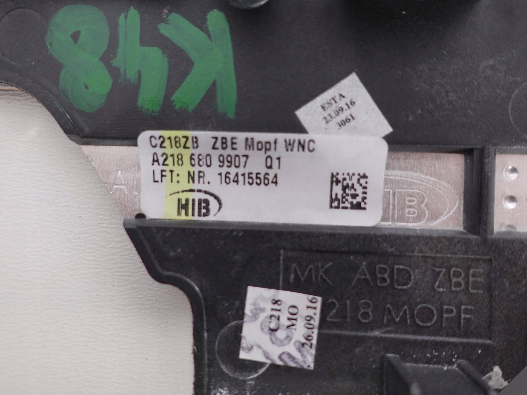 MERCEDES CLS C218 X218 PANEL LISTWA DEKOR OSŁONA MERCEDES CLS C218 X218 PANEL LISTWA DEKOR OSŁONA - obrazek 3