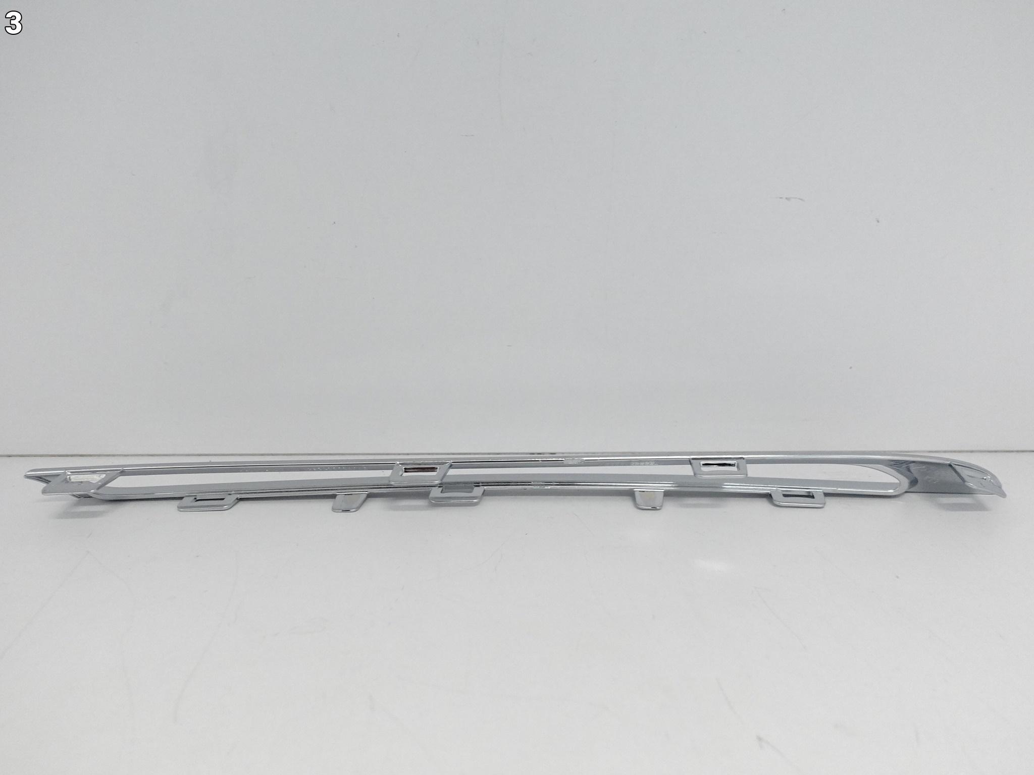 MERCEDES GLC X253 C253 AMG 15-19 LISTWA CHROM PRAWA NA GRILL ATRAPA MERCEDES GLC X253 C253 AMG 15-19 LISTWA CHROM PRAWA NA GRILL ATRAPA - obrazek 4