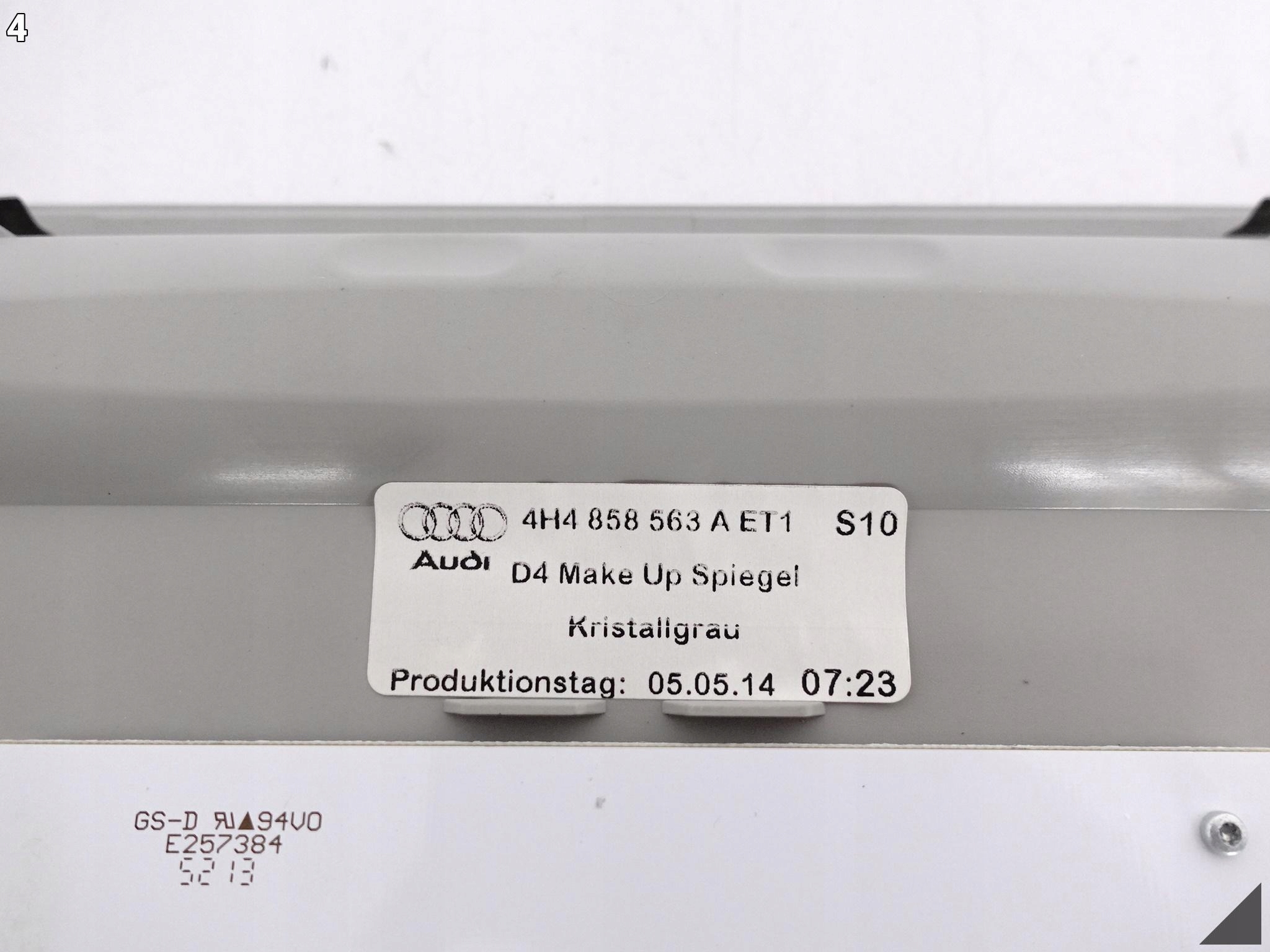 AUDI A8 4H0 4H4 D4 LIFT 13-17 LUSTERKO LAMPKA LED 4H4858563A LONG CHROM ET1 AUDI A8 4H0 4H4 D4 LIFT 13-17 LUSTERKO LAMPKA LED 4H4858563A LONG CHROM ET1 - obrazek 5