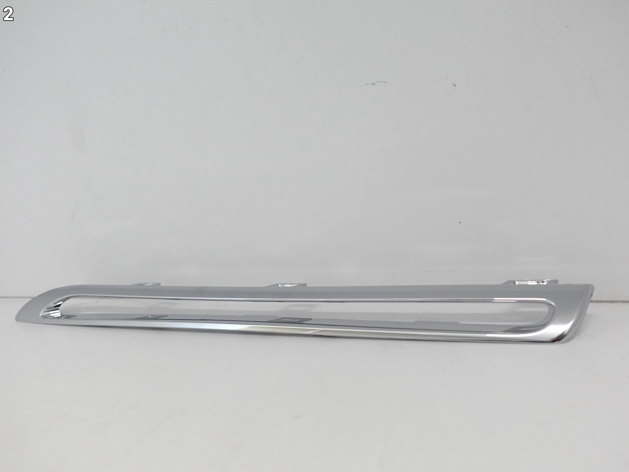 MERCEDES GLC X253 C253 AMG 15-19 LISTWA CHROM PRAWA NA GRILL ATRAPA MERCEDES GLC X253 C253 AMG 15-19 LISTWA CHROM PRAWA NA GRILL ATRAPA - obrazek 3