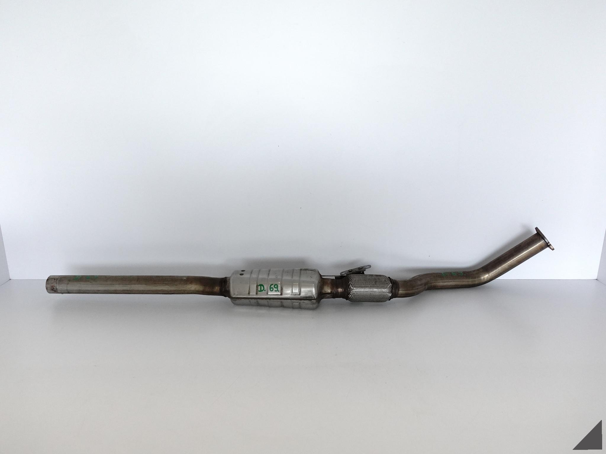 AUDI A8 4H0 4H4 D4 LIFT 13-17 RURA WYDECH TŁUMIK WIESZAK LEWY LONG 4.0 TFSI AUDI A8 4H0 4H4 D4 LIFT 13-17 RURA WYDECH TŁUMIK WIESZAK LEWY LONG 4.0 TFSI
