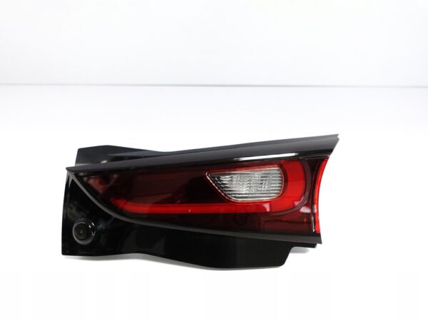 MAZDA CX5 CX-5 II LIFT 22- LAMPA LED PRAWA TYŁ W KLAPĘ EU