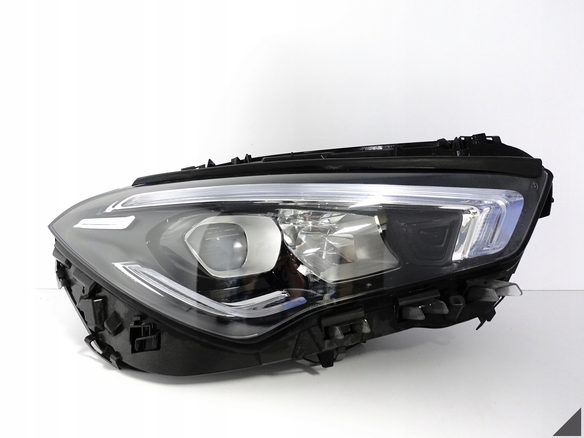 MERCEDES CLA II X118 C118 19- LAMPA FULL LED HIGH PERFORMANCE PRAWA PRZÓD MERCEDES CLA II X118 C118 19- LAMPA FULL LED HIGH PERFORMANCE PRAWA PRZÓD