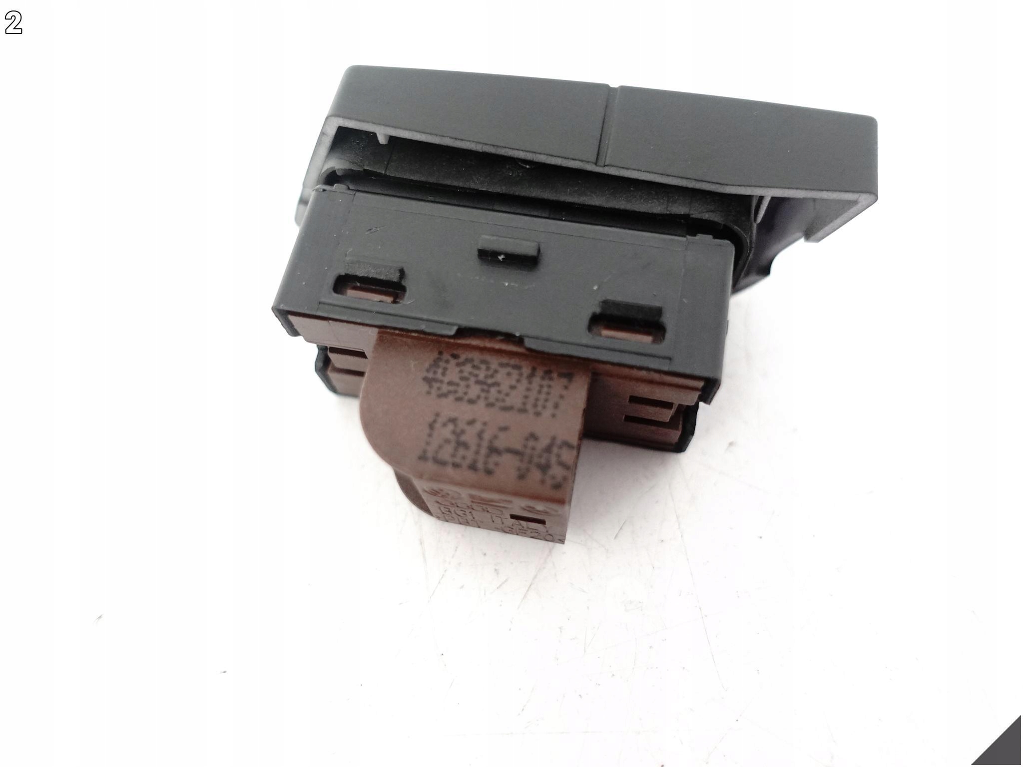 AUDI RS7 S7 A7 4G8 C7 10-18 LIFT PRZEŁĄCZNIK BLOKADY ZAMKNIĘCIA DRZWI LEWY AUDI RS7 S7 A7 4G8 C7 10-18 LIFT PRZEŁĄCZNIK BLOKADY ZAMKNIĘCIA DRZWI LEWY - obrazek 3